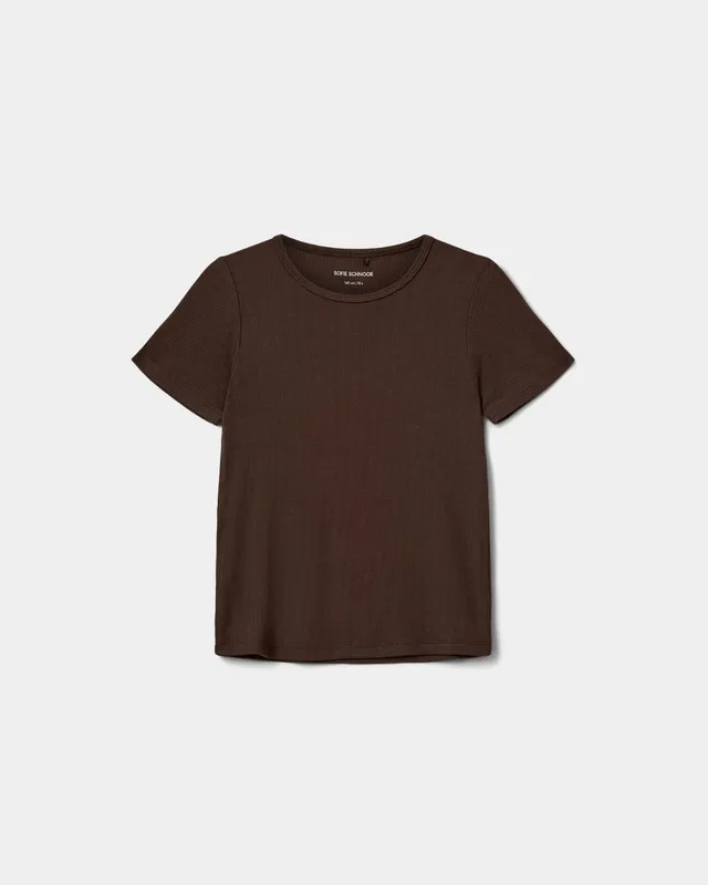 sofie-schnoor-young-nataliasy-t-shirt-brown-fudge-viskose image 1