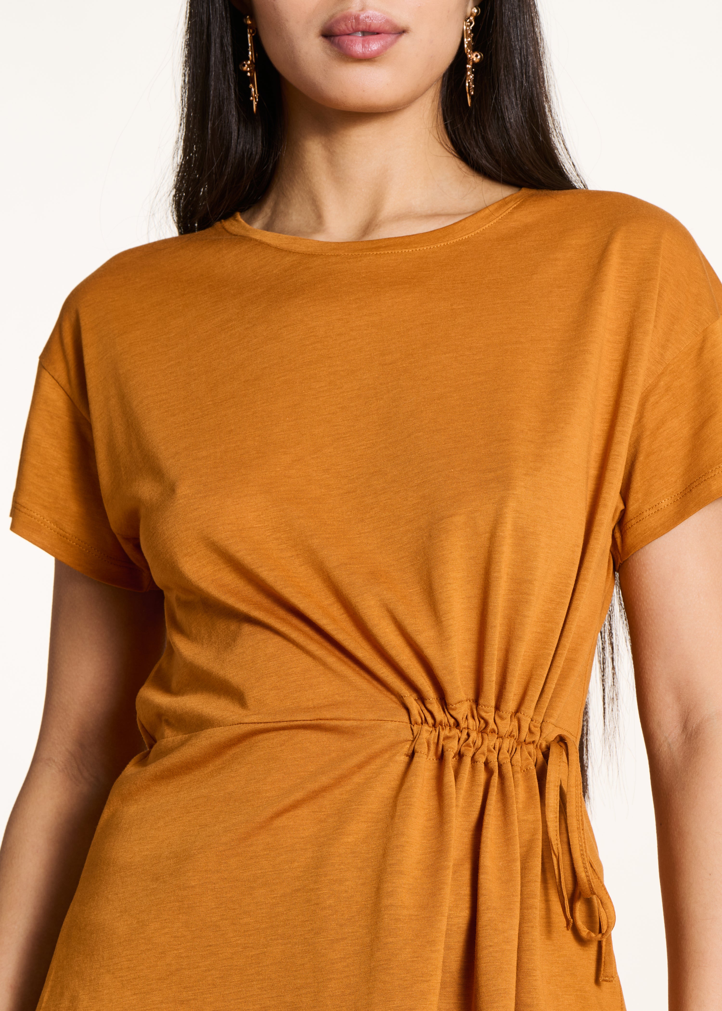 la-f-e-marabout-e-flux-t-shirt-ocker-lyocell-baumwolle image 5
