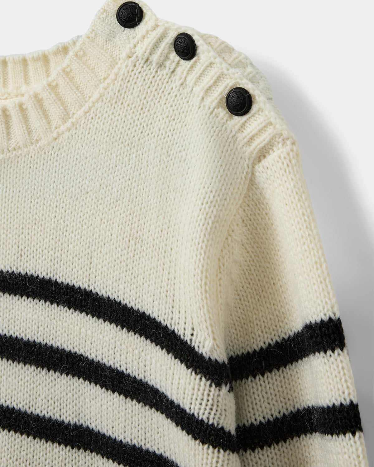 sofie-schnoor-young-tildasy-strickpullover-offwhite-streifen image 3