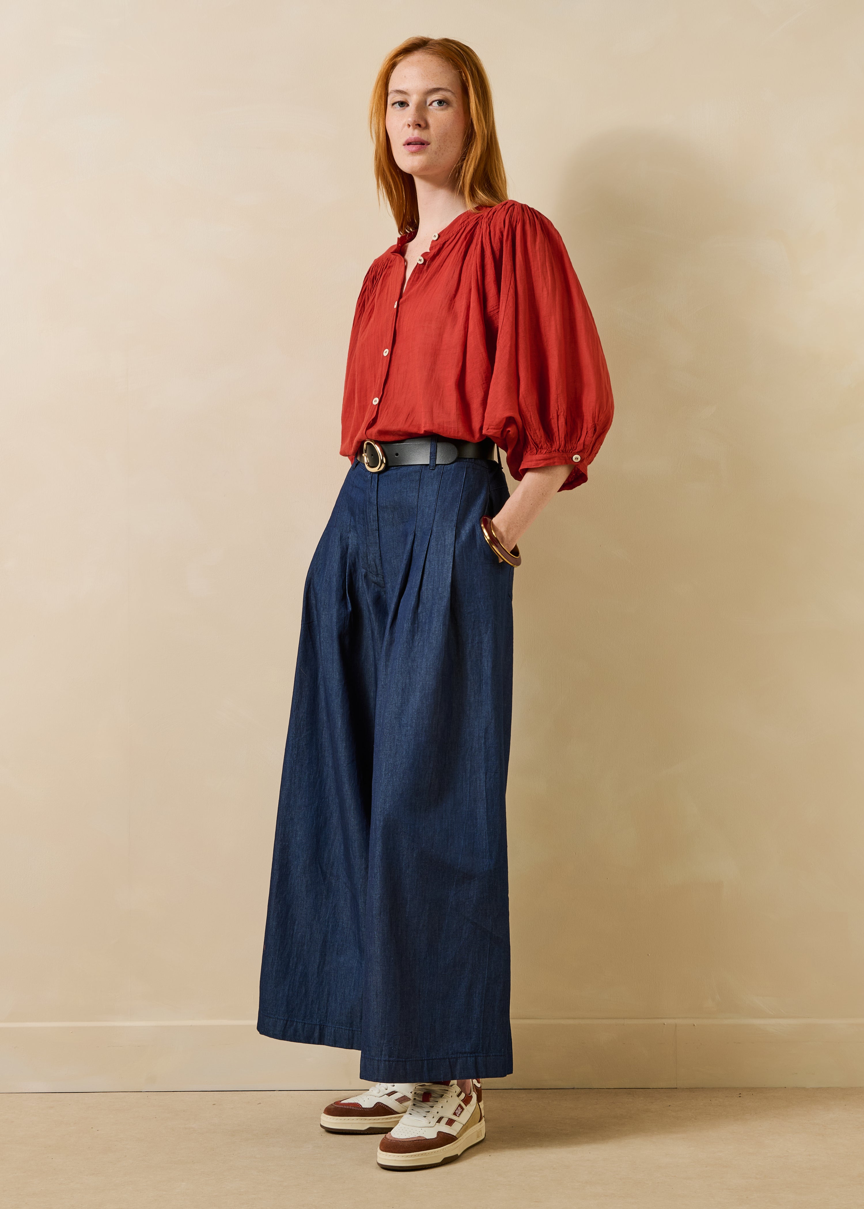 la-f-e-marabout-e-flaque-jeans-blau-brut-damen-cropped image 1