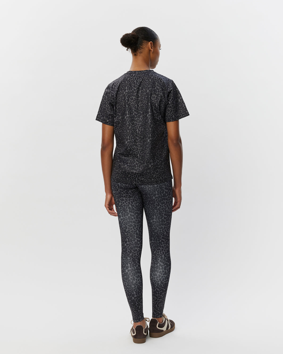 sofie-schnoor-sport-avalinaspo-leggings-grey-leopard-l-schnelltrocknend image 4
