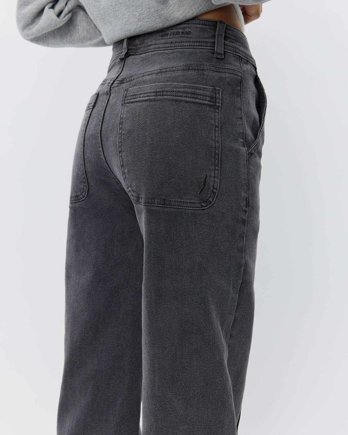sofie-schnoor-women-carisw-mid-jeans-grey-denim-stretch image 5
