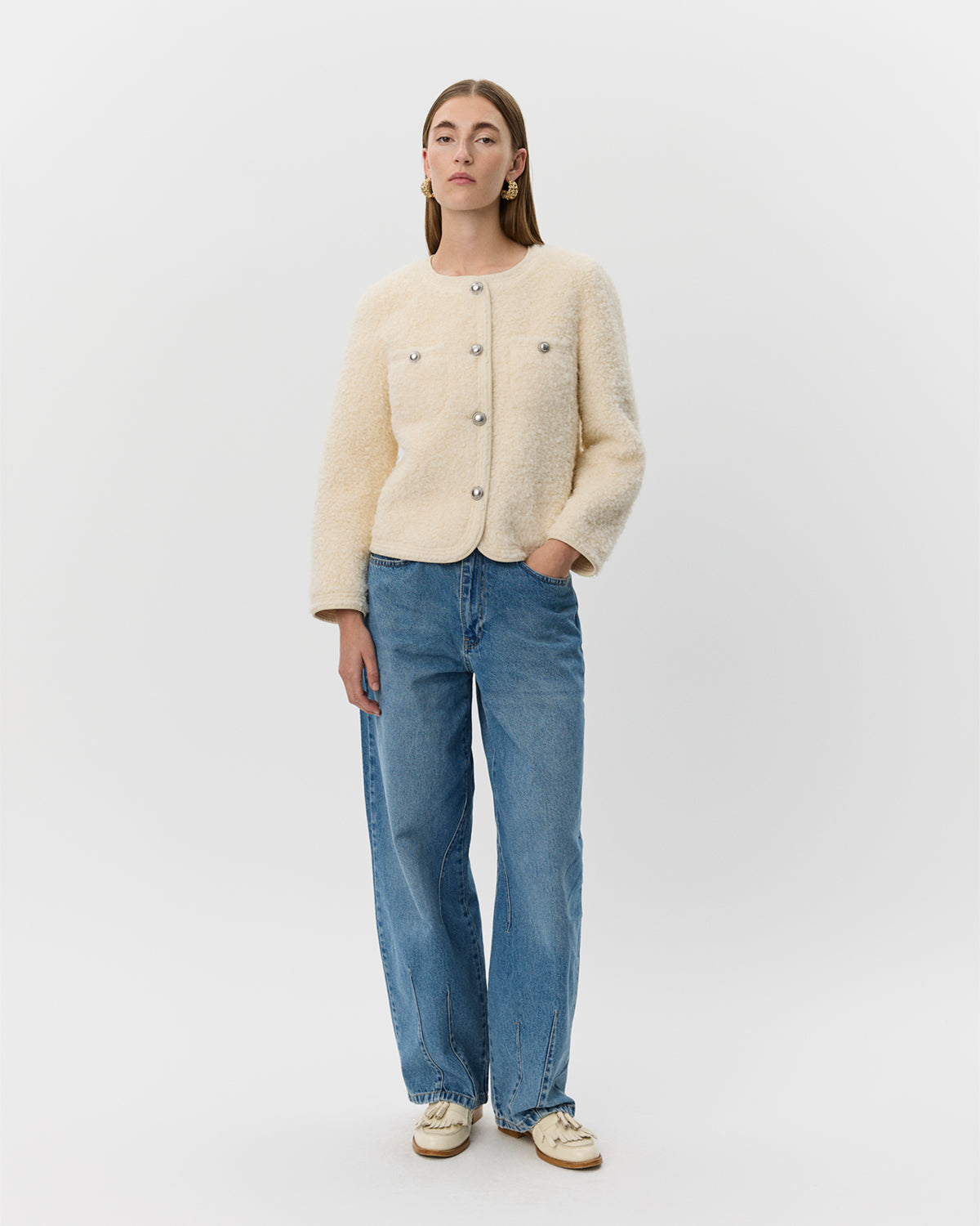 sofie-schnoor-benedictesw-jacke-off-white-boxy-kurz image 2