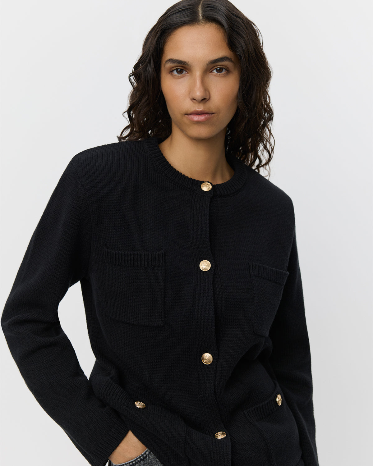 sofie-schnoor-women-clairesw-cardigan-s253145-strickjacke-schwarz-baumwolle image 5