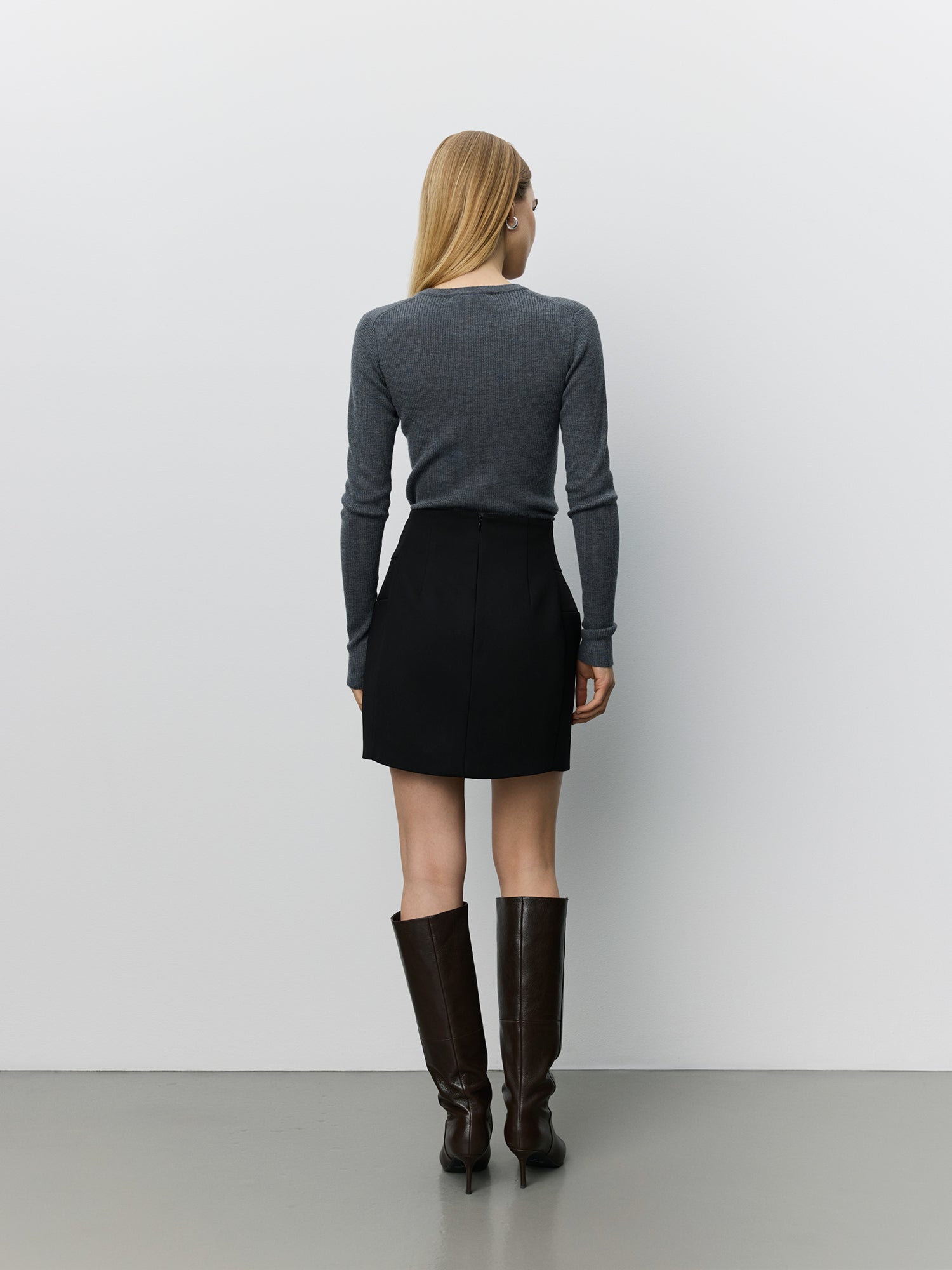 sofie-schnoor-women-abbiesw-minirock-schwarz-wolle image 3