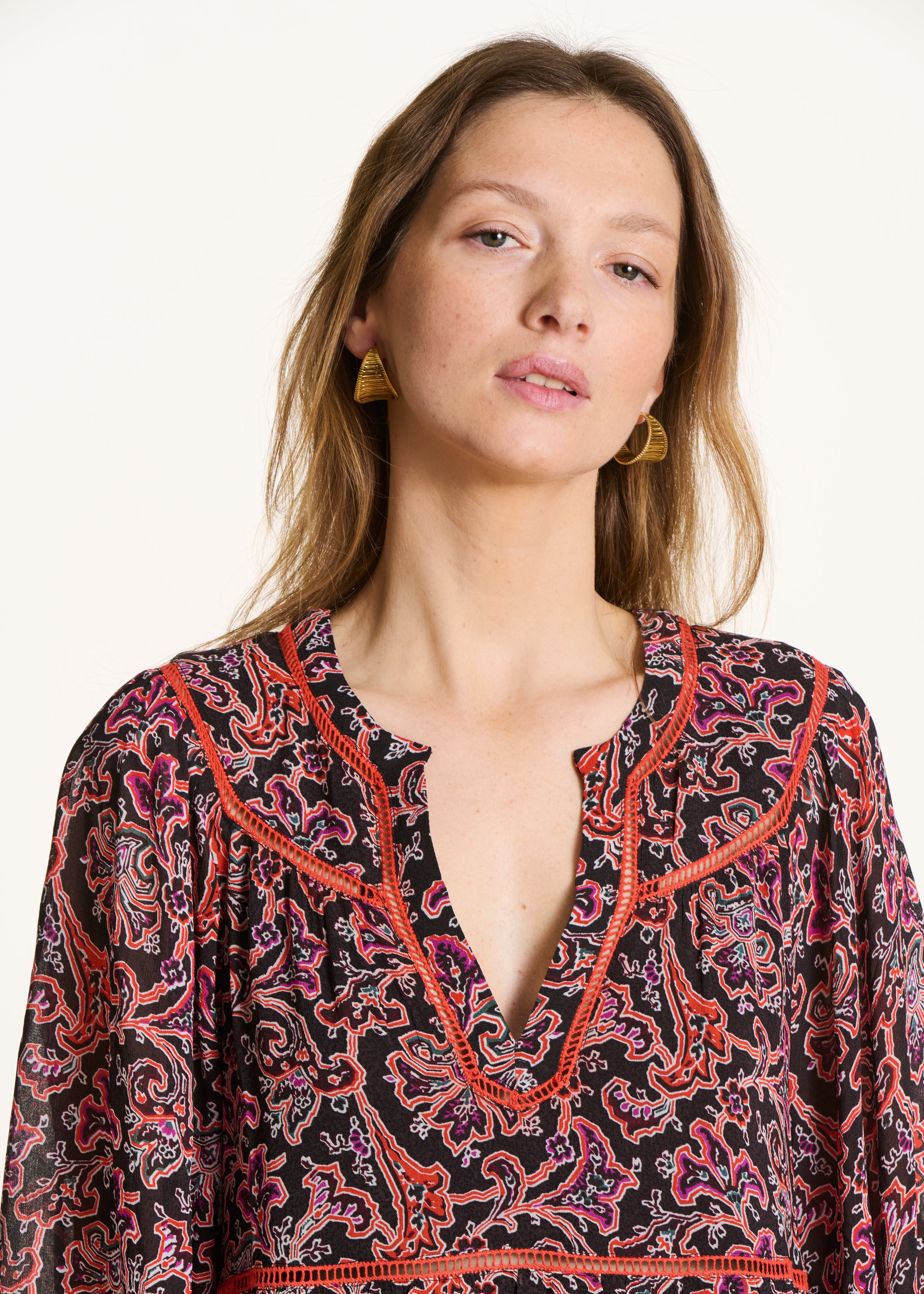 la-f-e-marabout-e-maxikleid-schwarz-floral-3-4-arm-volant image 5