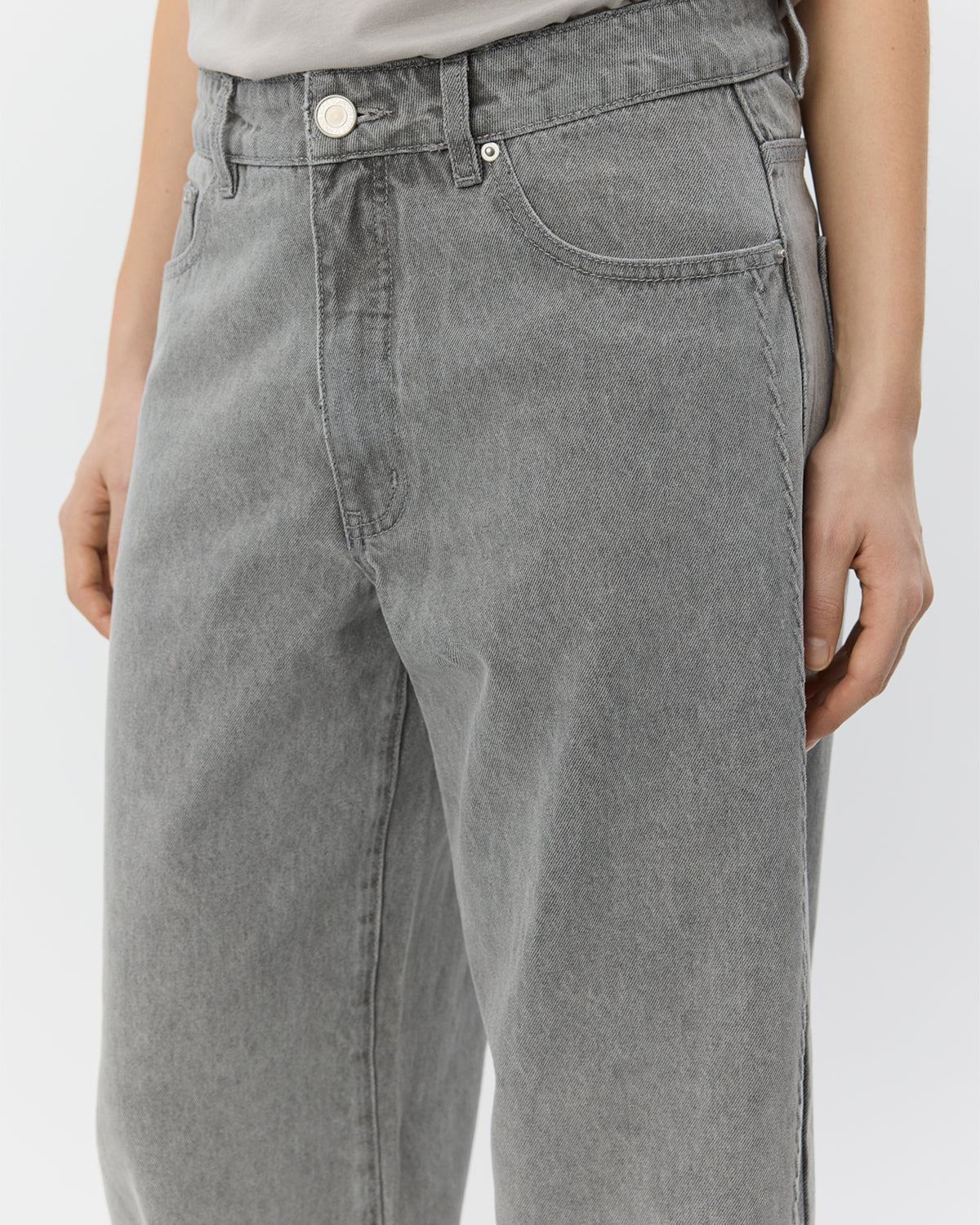 sofie-schnoor-women-valenciasw-tapered-jeans-stone-grey-38 image 5