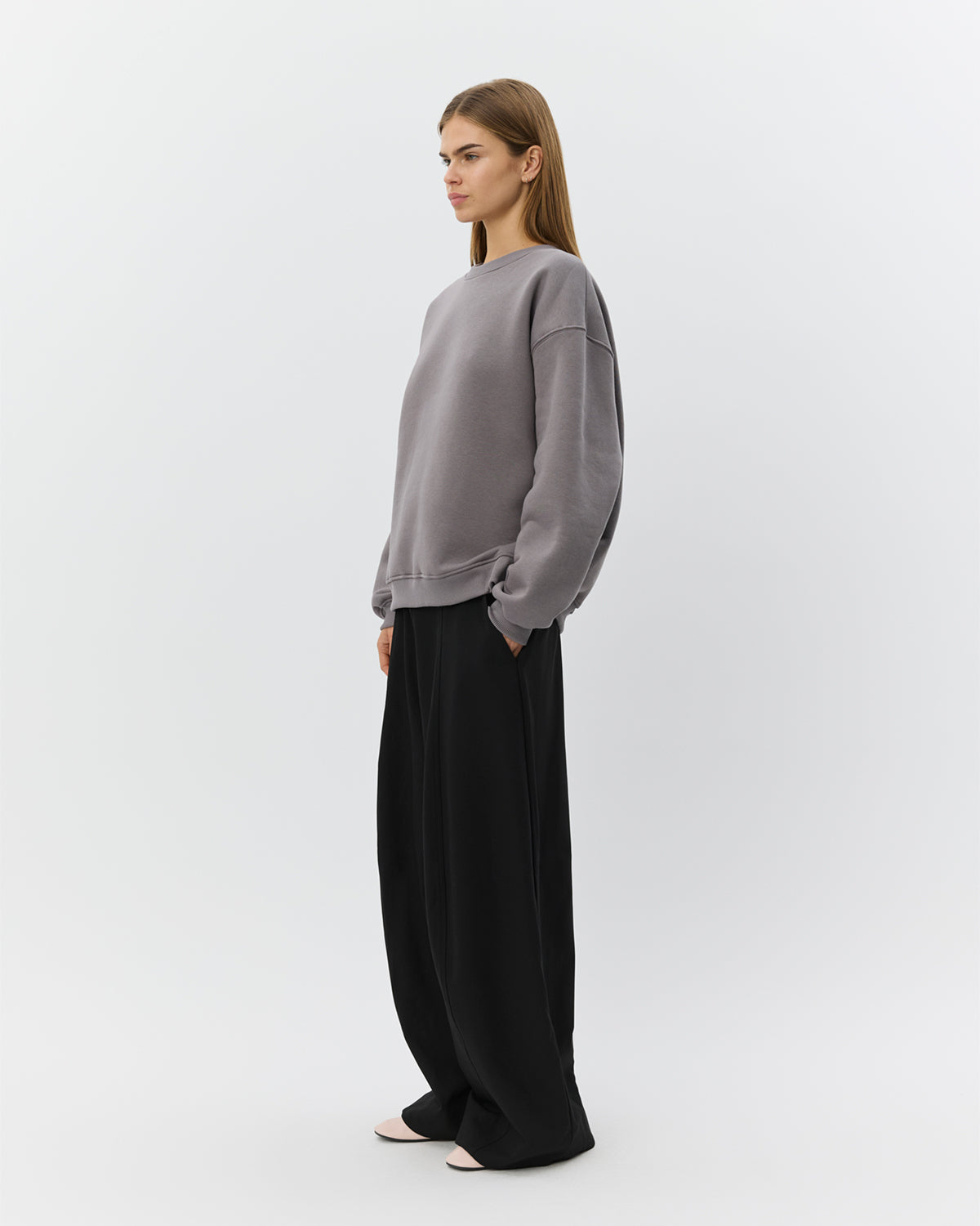 sofie-schnoor-women-emisw-s261490-sweatshirt-dunkelgrau image 3