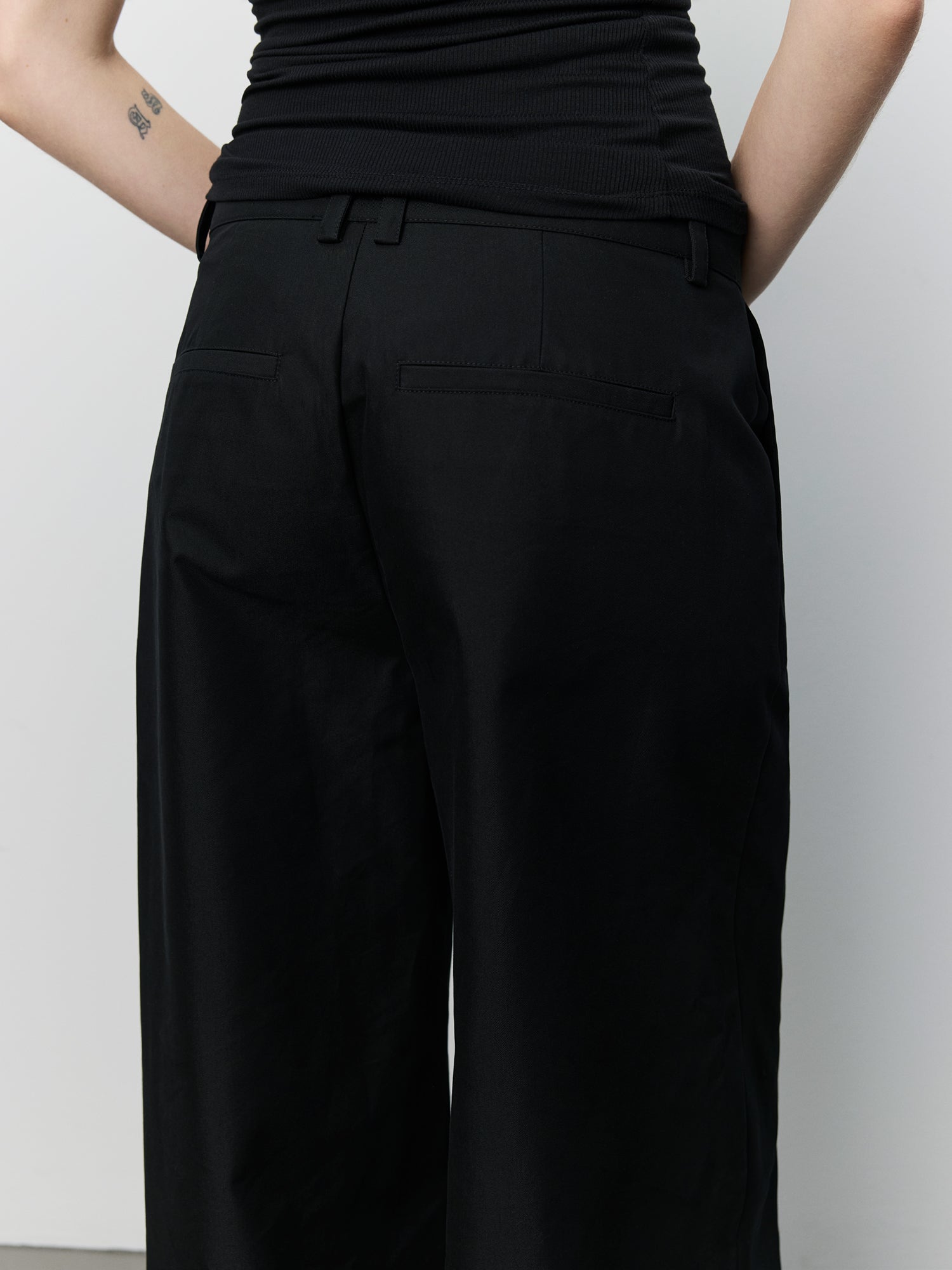 sofie-schnoor-women-louanasw-plisseehose-schwarz-baumwolle image 6
