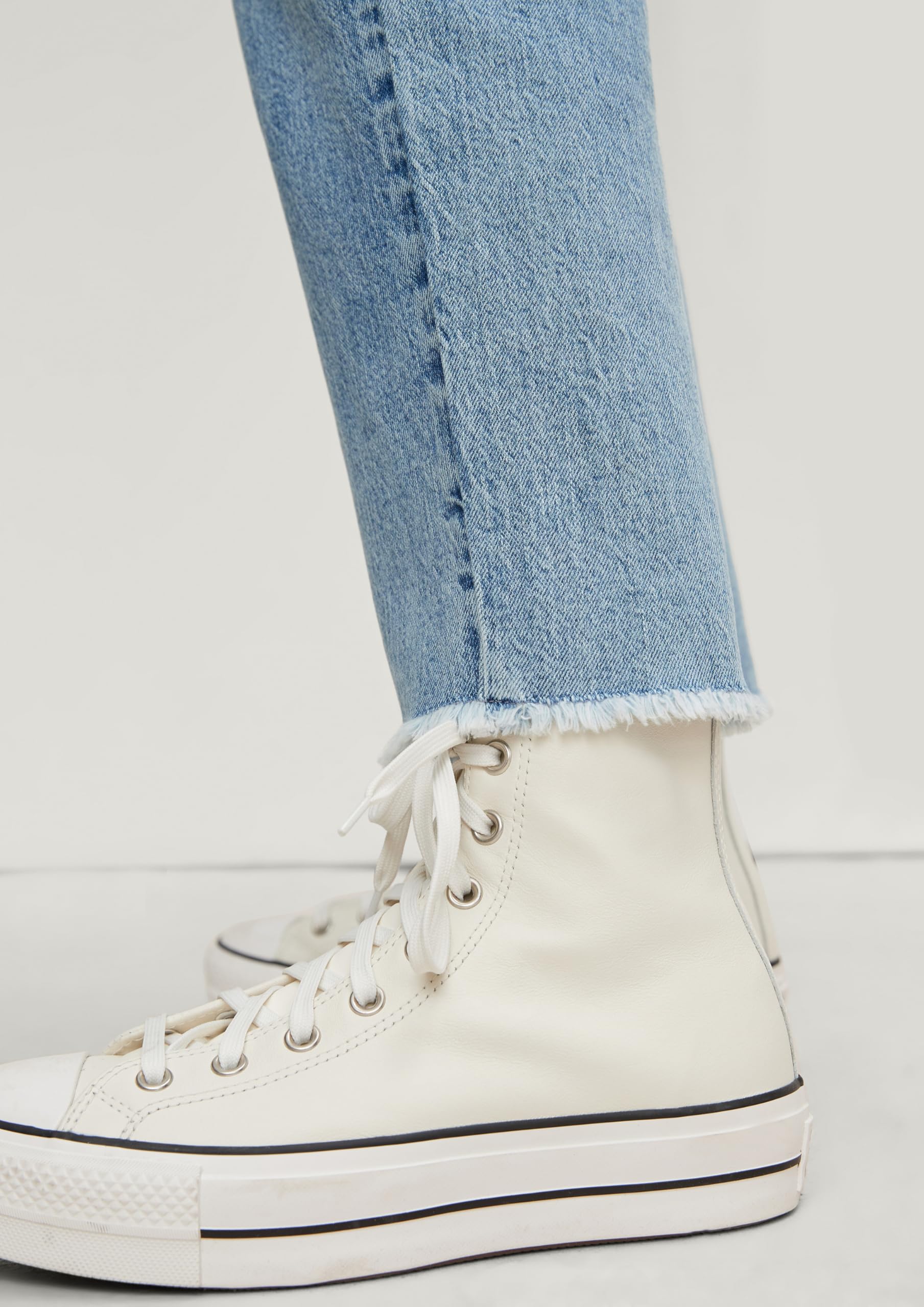 comma-freizeithose-damen-jeans-ausgestelltes-bein image 6
