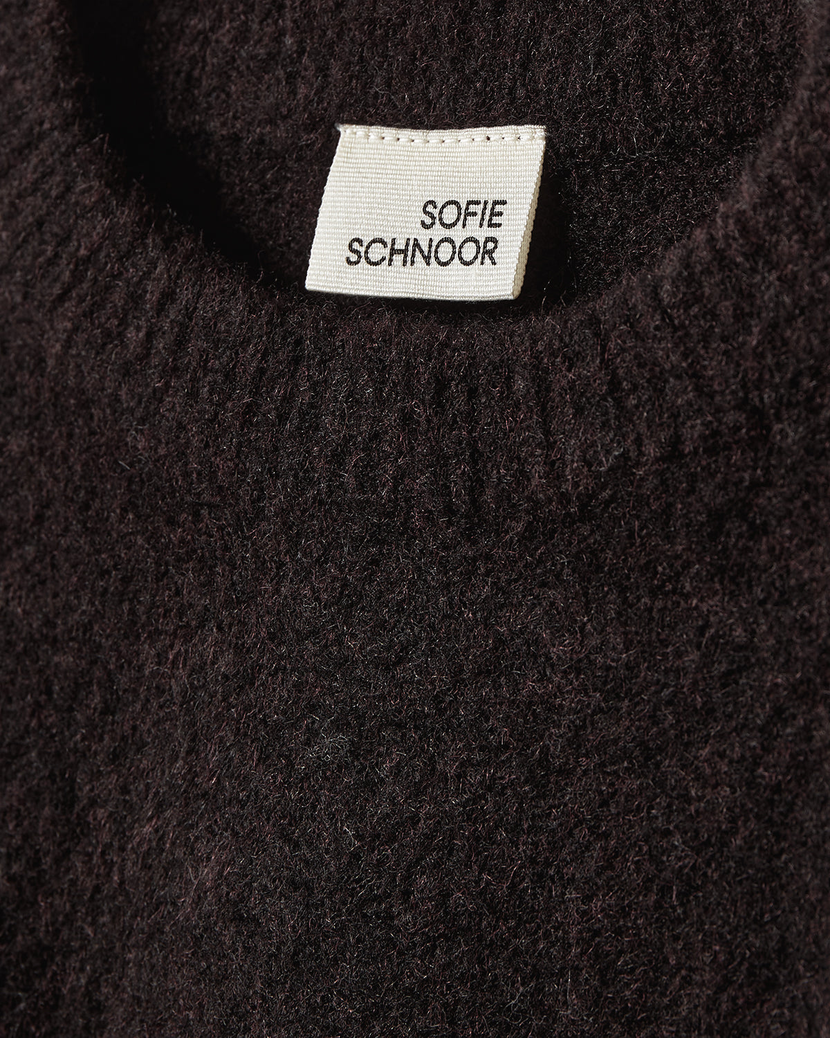 sofie-schnoor-young-magnasy-strickpullover-dunkelbraun image 3