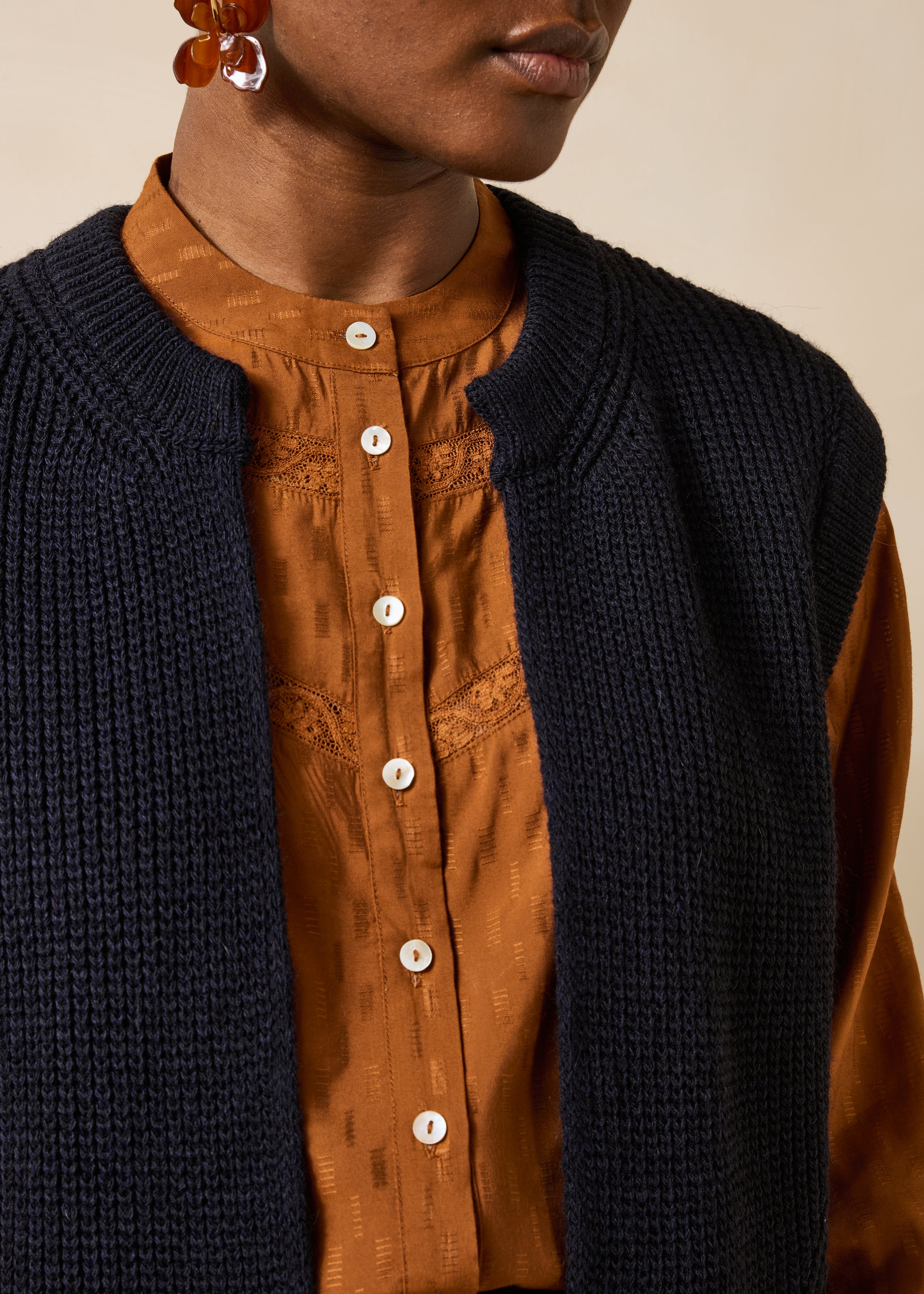 la-f-e-marabout-e-pulls-gilets-esencia-weste-marine-gr-m image 5