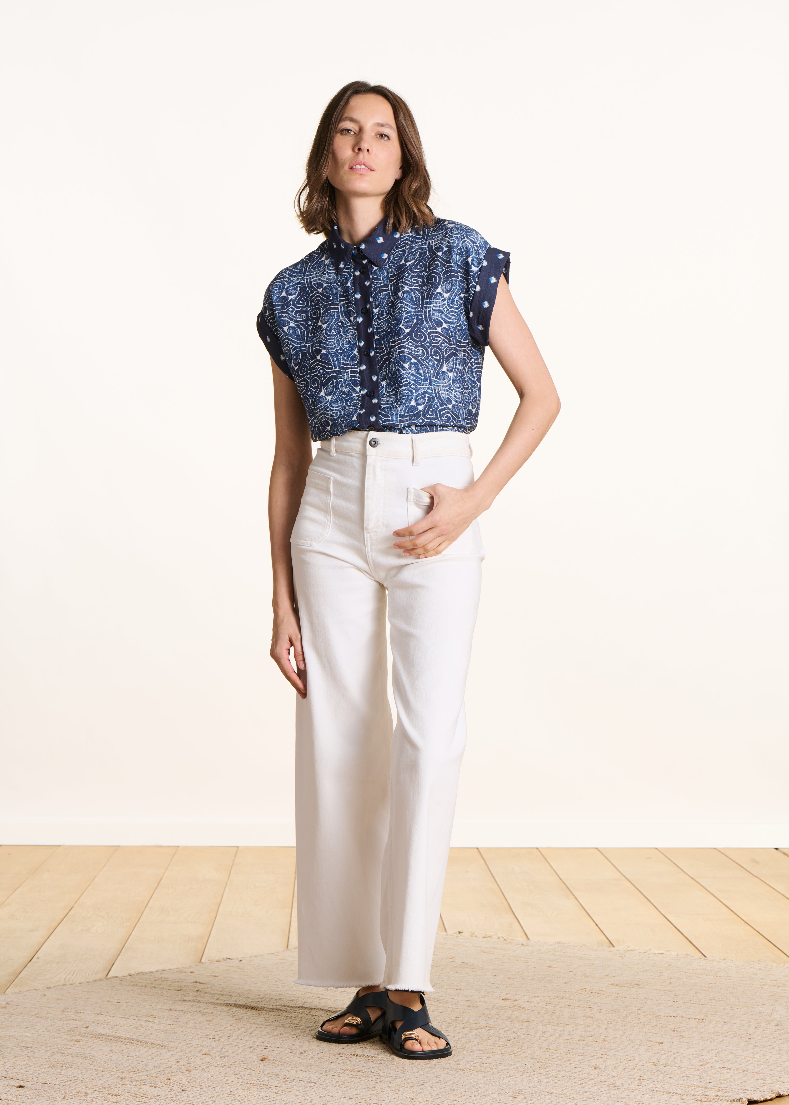 la-f-e-marabout-e-felico-bluse-blau-patchwork-kurzarm image 2