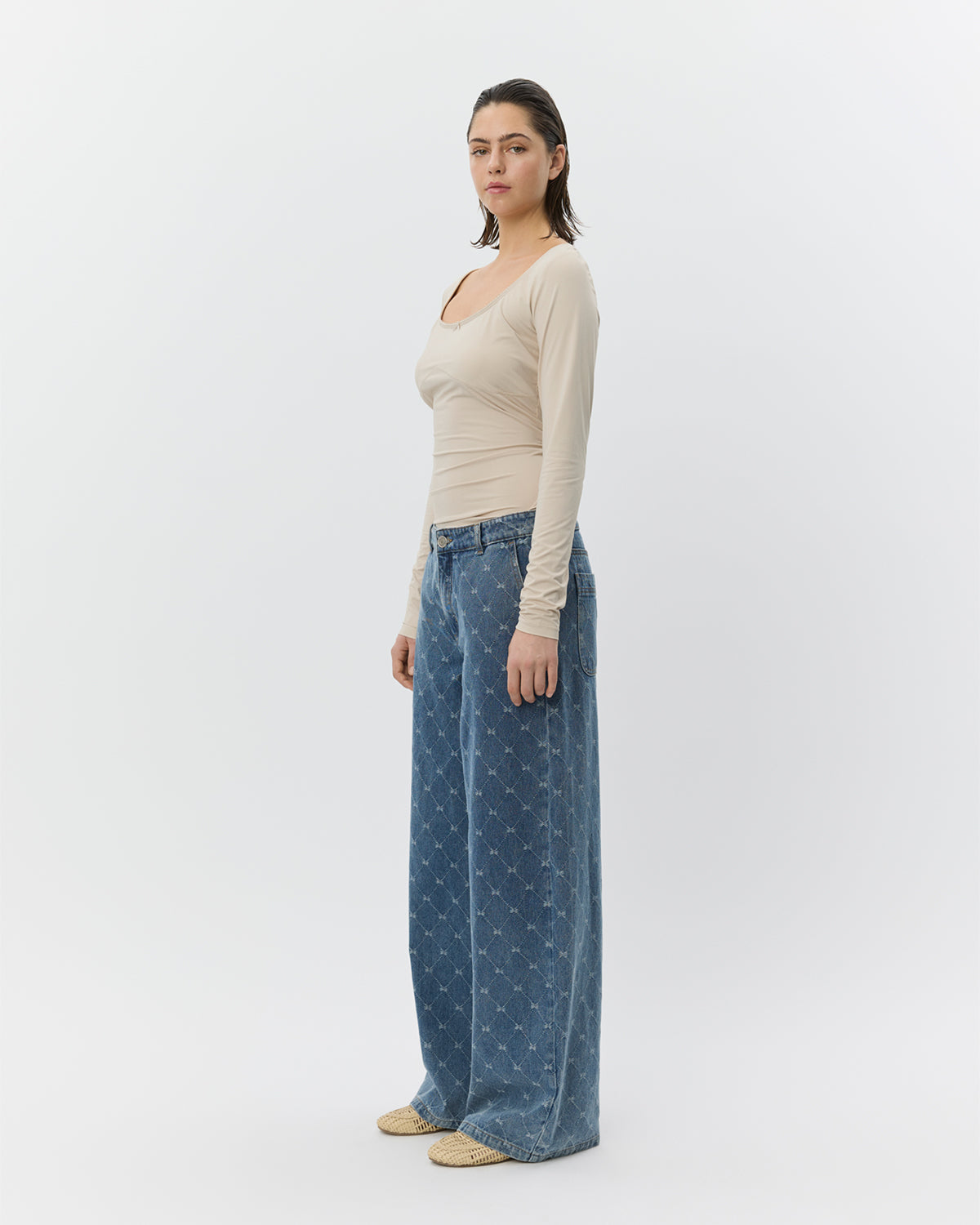sofie-schnoor-women-azzisw-jeans-low-wide-leg-blau image 3