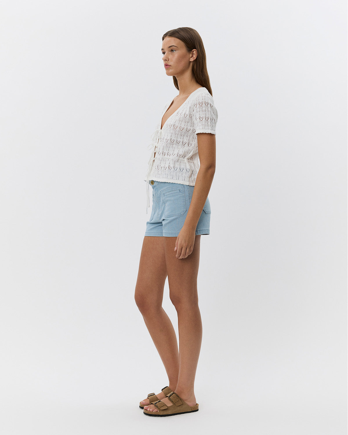 sofie-schnoor-women-naplessw-shorts-denimblau-gestreift image 4