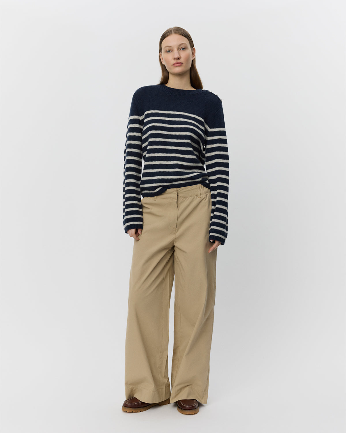 sofie-schnoor-tildasw-pullover-navy-gestreift-wolle image 2