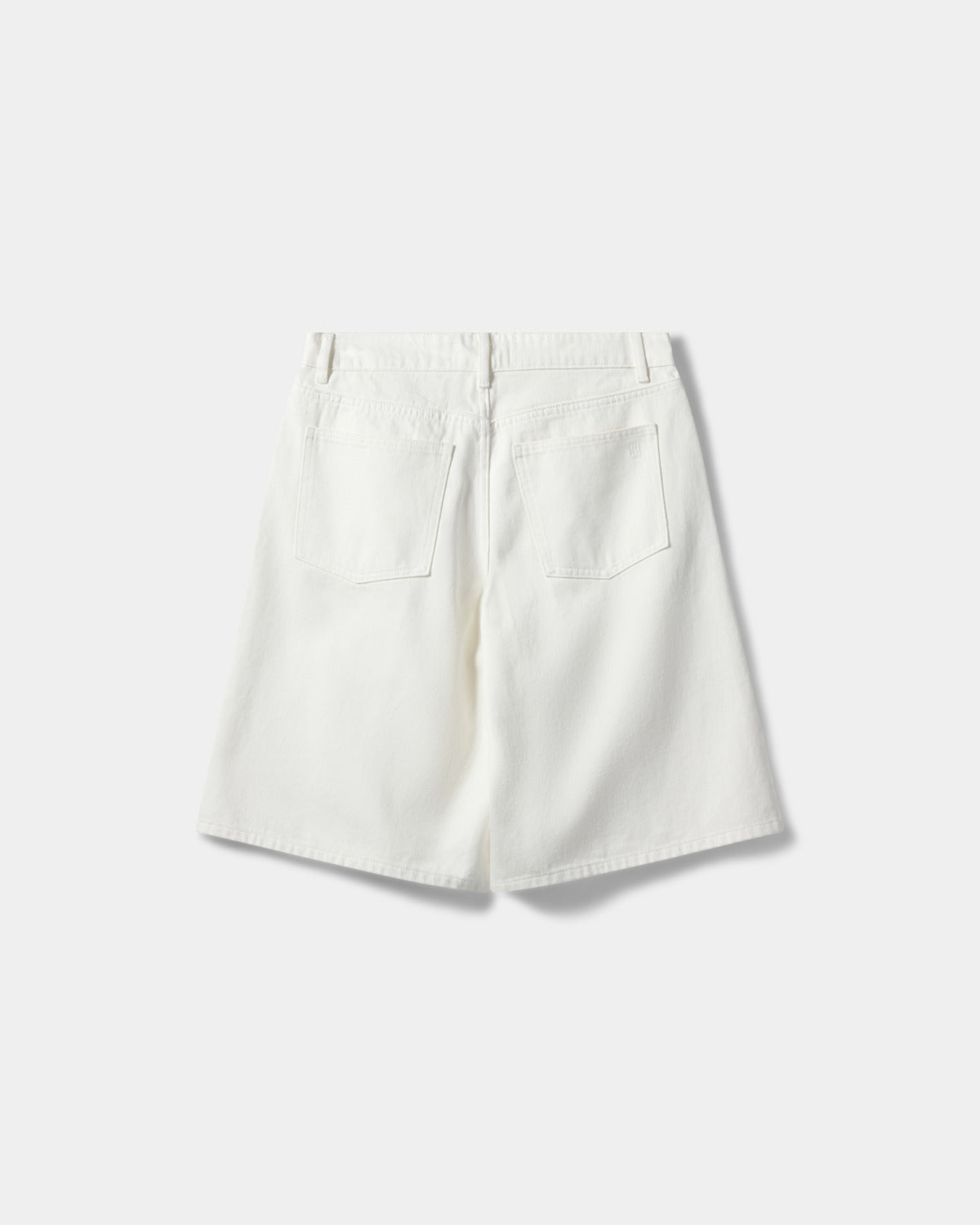 sofie-schnoor-women-stokesw-oversized-shorts-off-white-baumwolle image 6