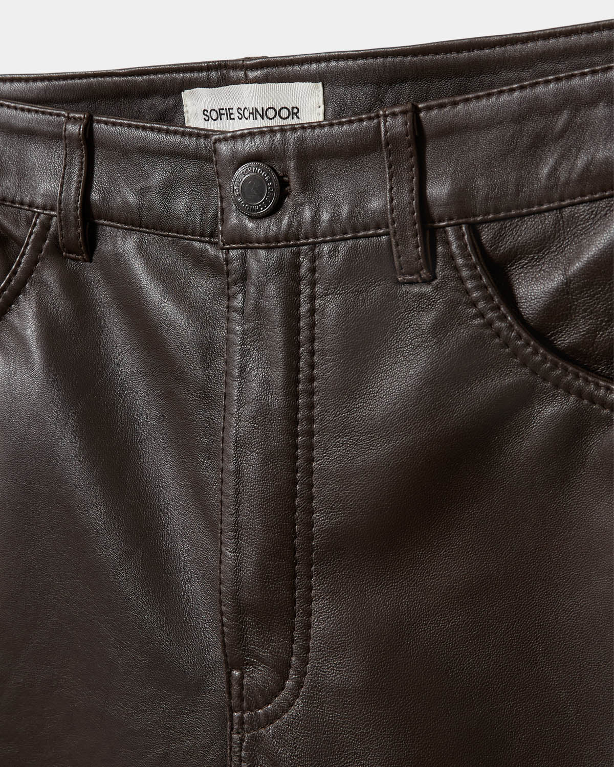 sofie-schnoor-vokesw-ledershorts-damen-dunkelbraun image 8