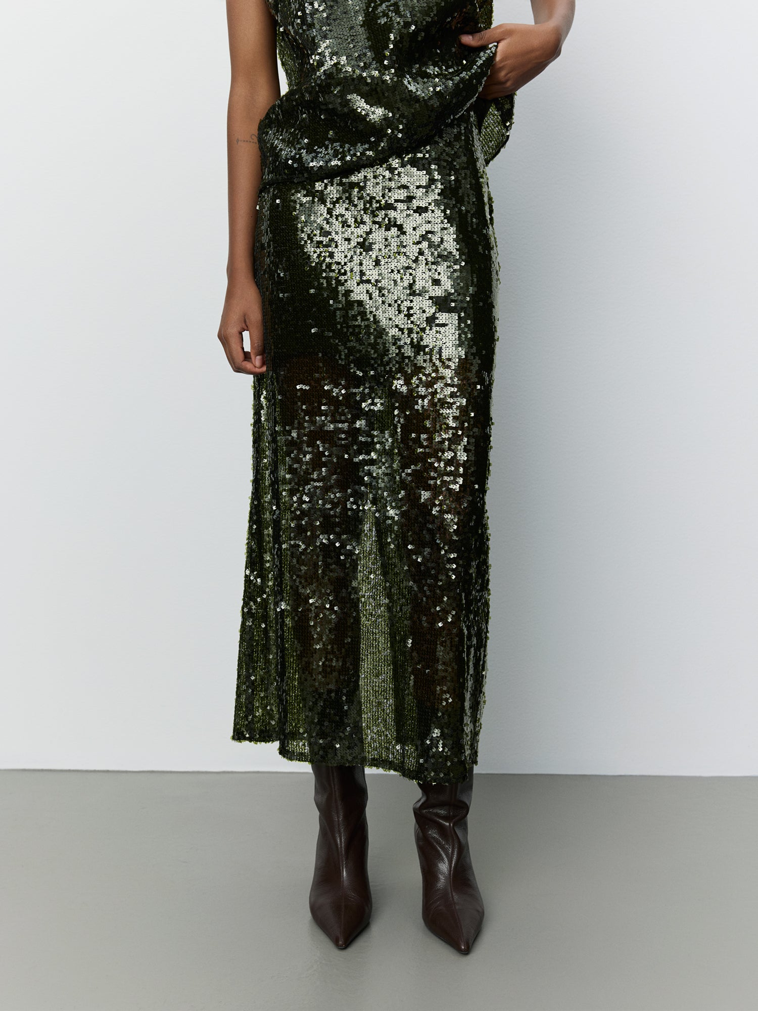 sofie-schnoor-otaliasw-s264171-midi-rock-olive-spitze image 5