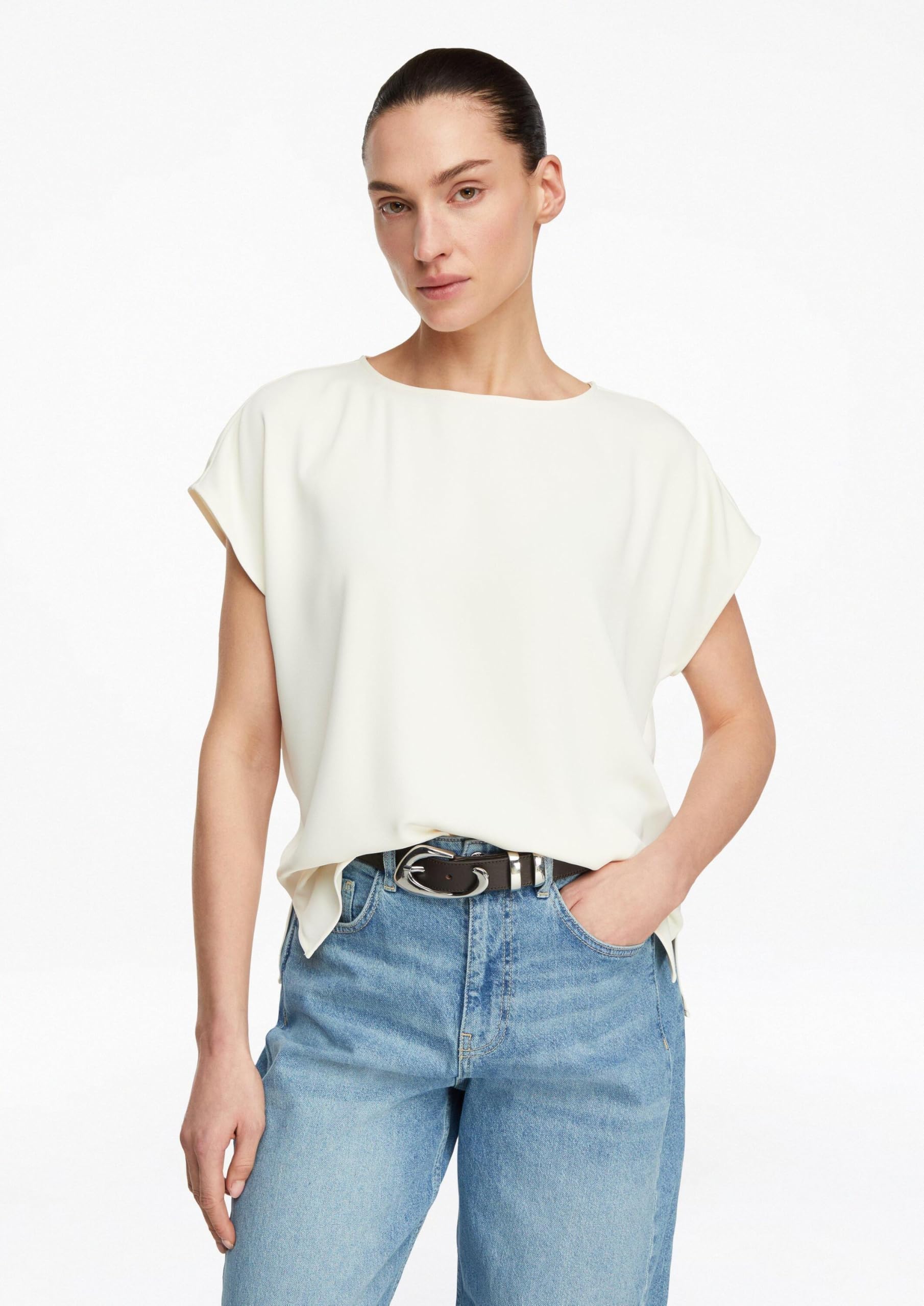 comma-blouses-bluse-kurzarm-rundhals-sommerbluse image 6