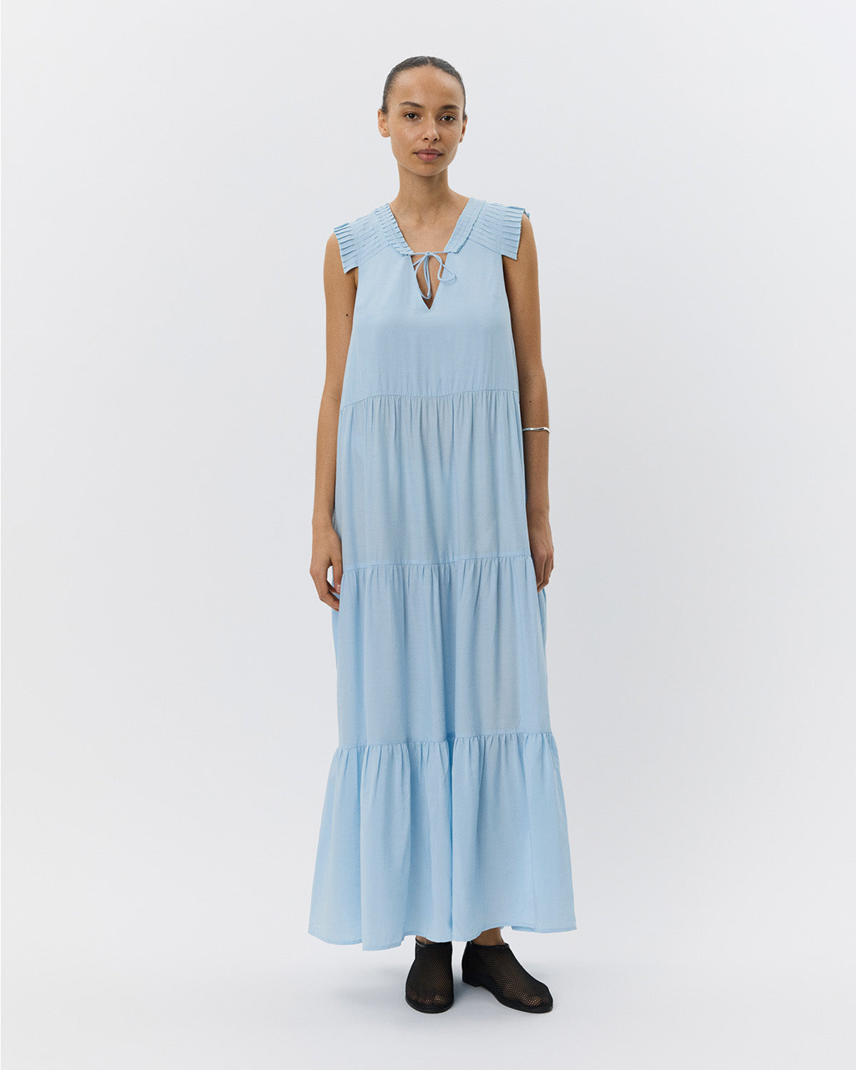 sofie-schnoor-women-maddiesw-maxikleid-hellblau-baumwolle image 3