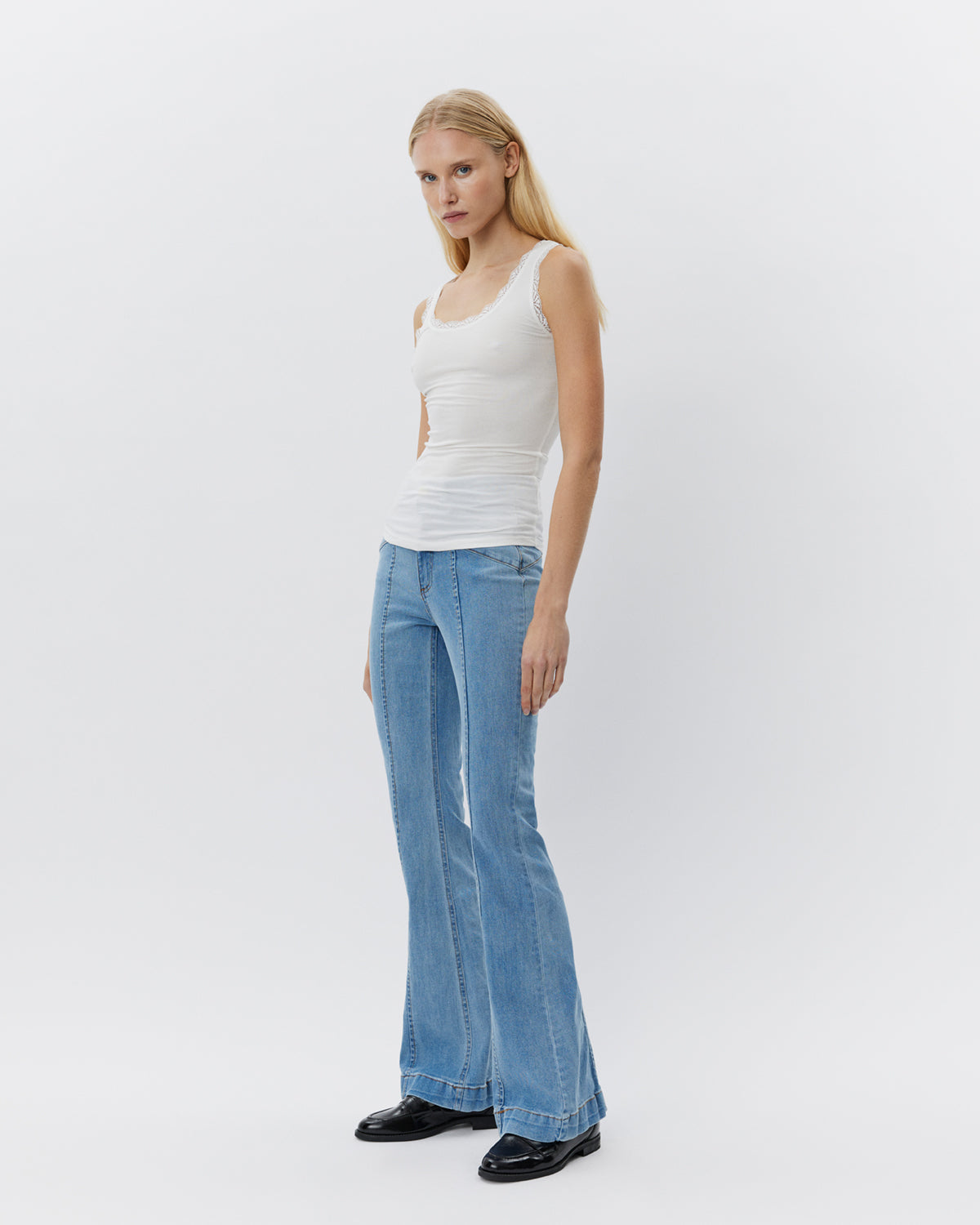 sofie-schnoor-ulrikke-snos245-top-wei-spitze image 4