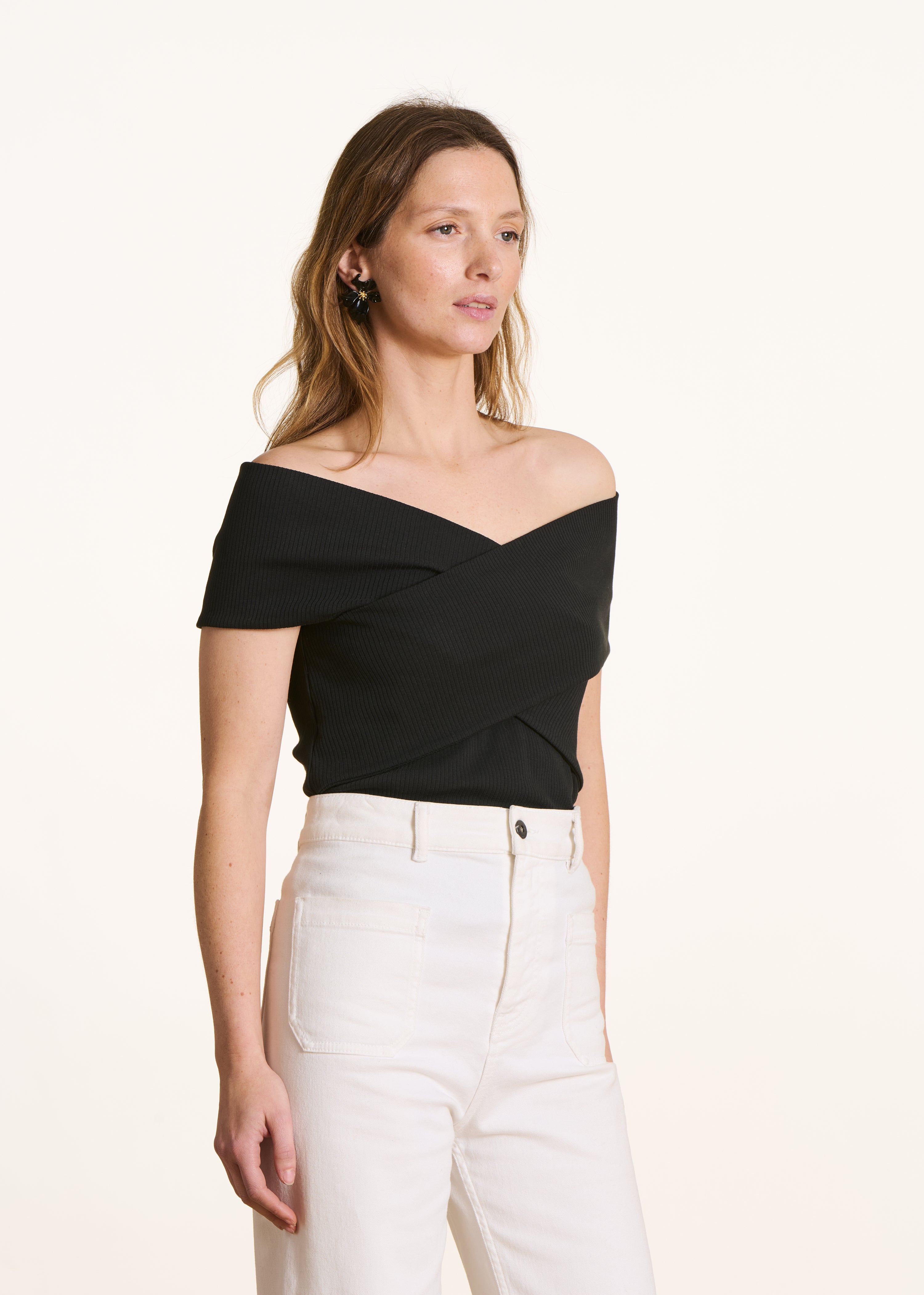 la-f-e-marabout-e-fanesa-top-schwarz-bio-baumwolle-bardot image 1
