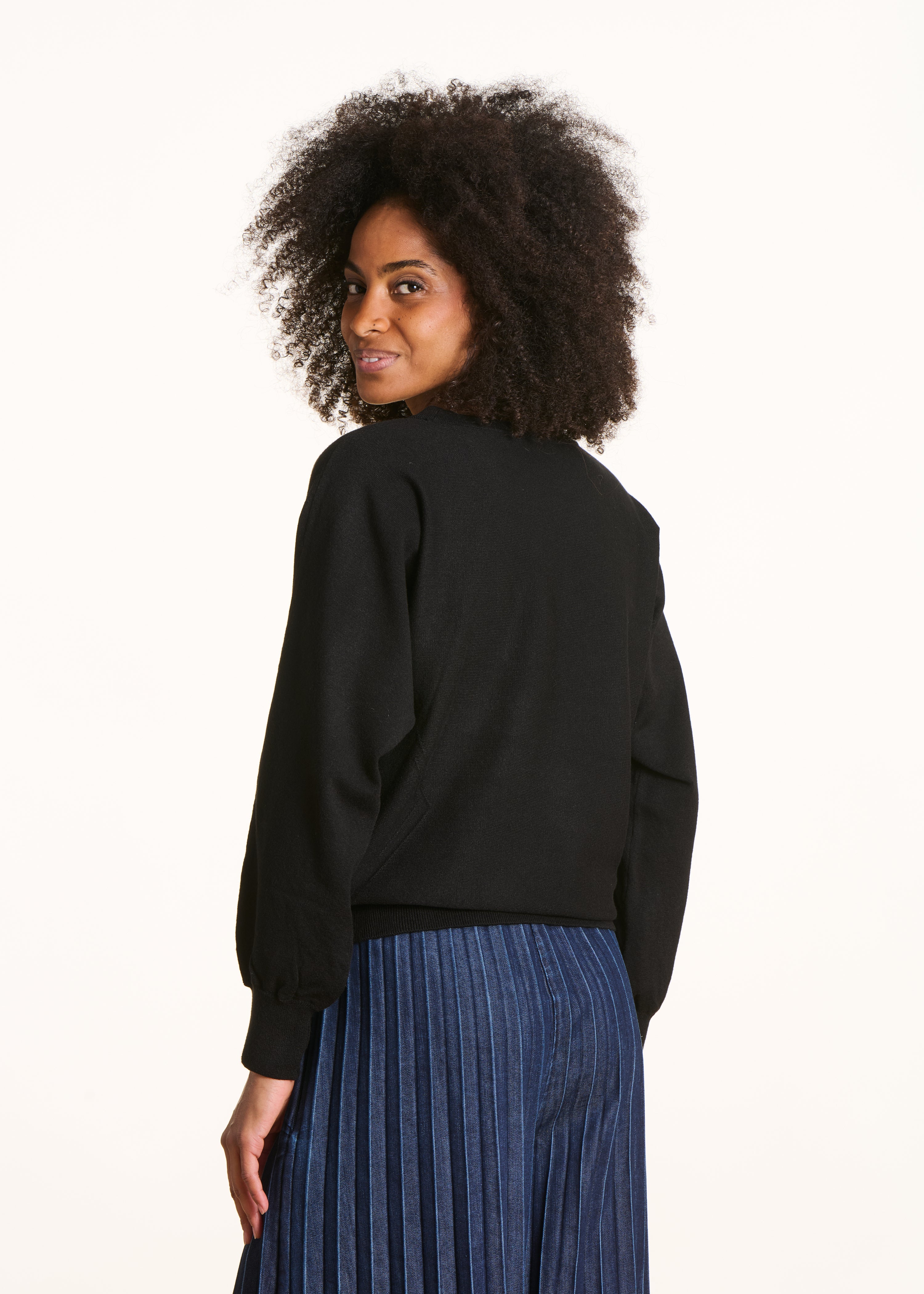 la-f-e-marabout-e-pullover-schwarz-feinstrick-fledermaus image 3