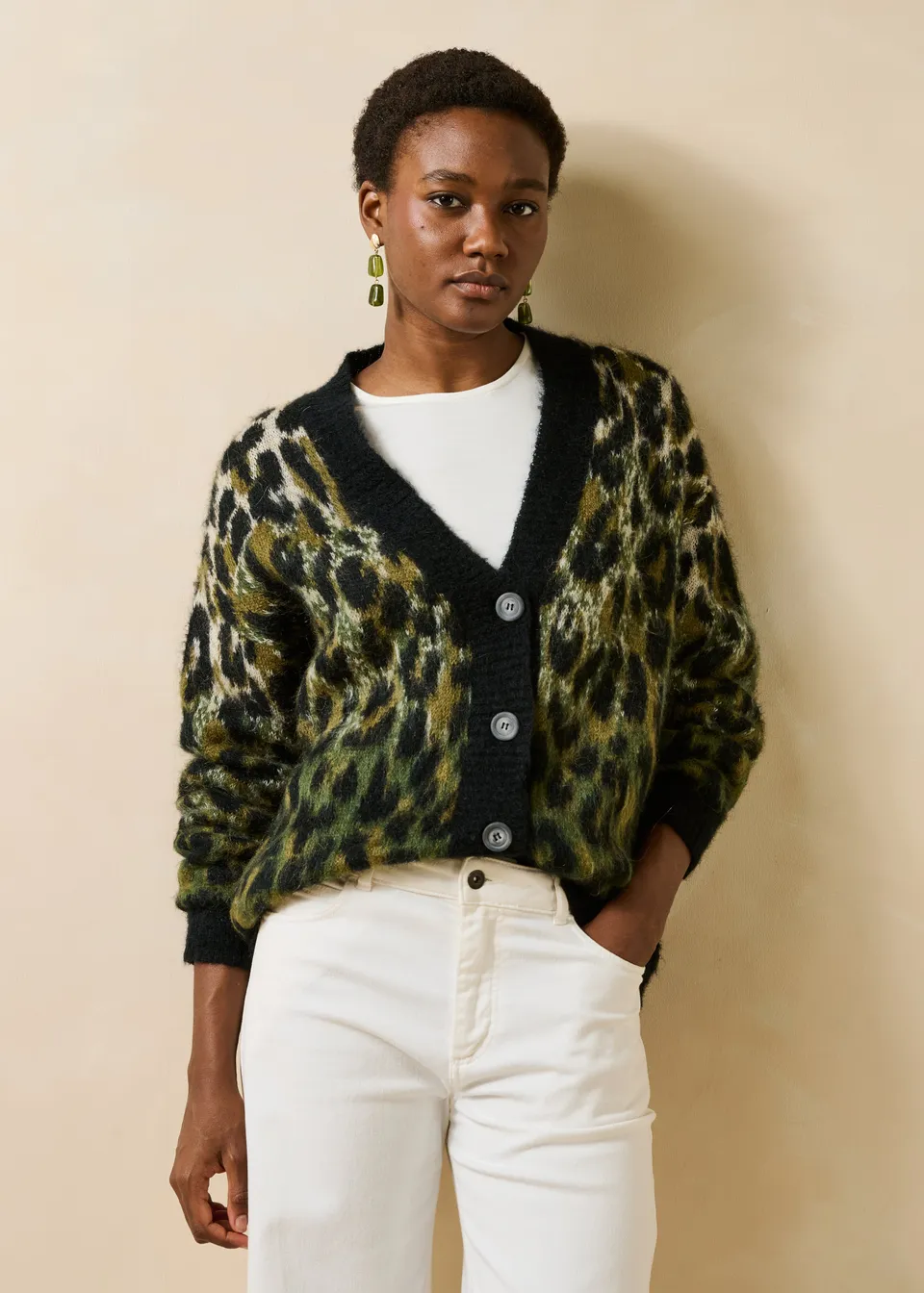 la-f-e-marabout-e-groove-strickjacke-kaki-mohair-animal image 1