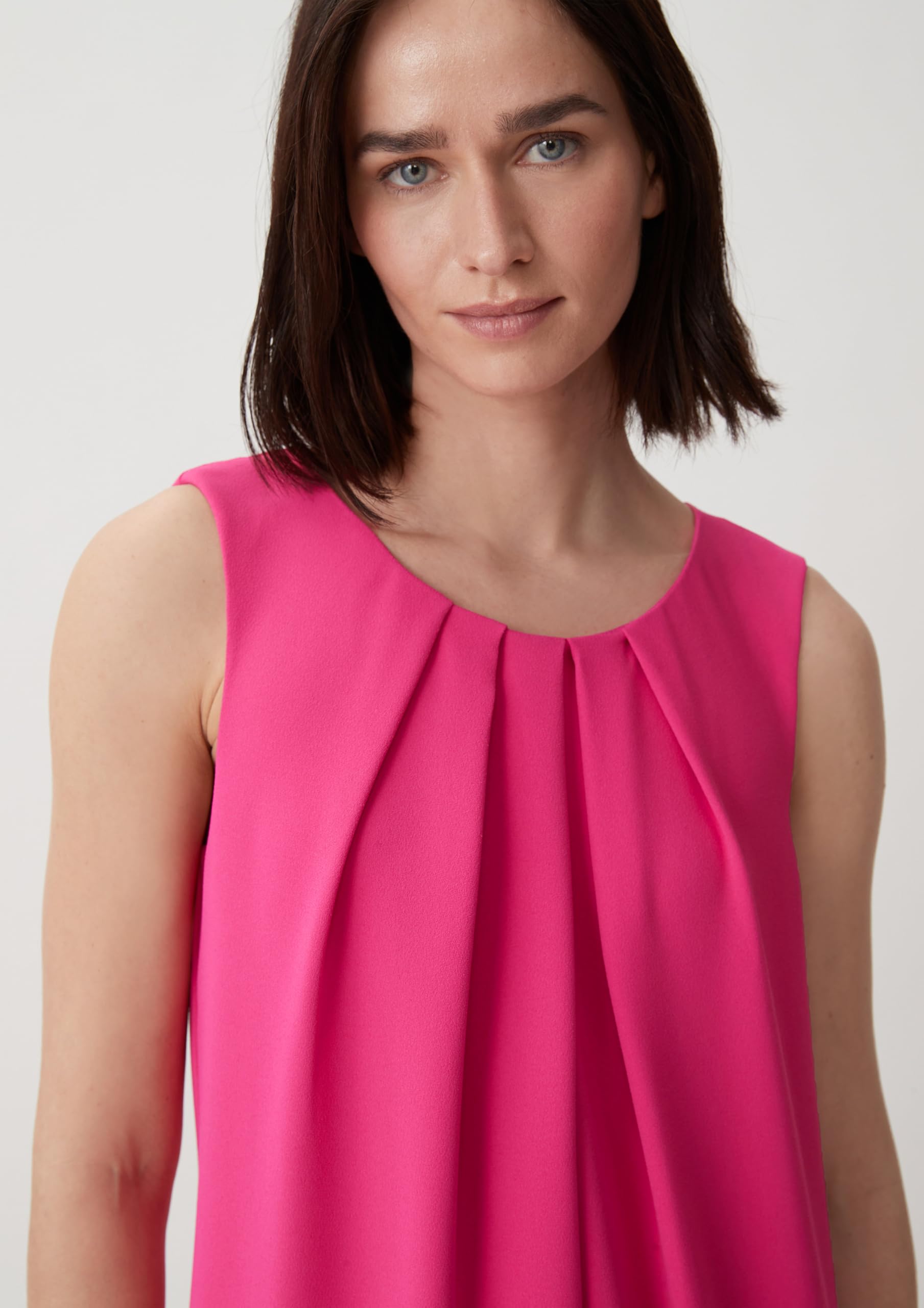 comma-2135387-kleid-kurz-gr-44-aus-crepe image 3