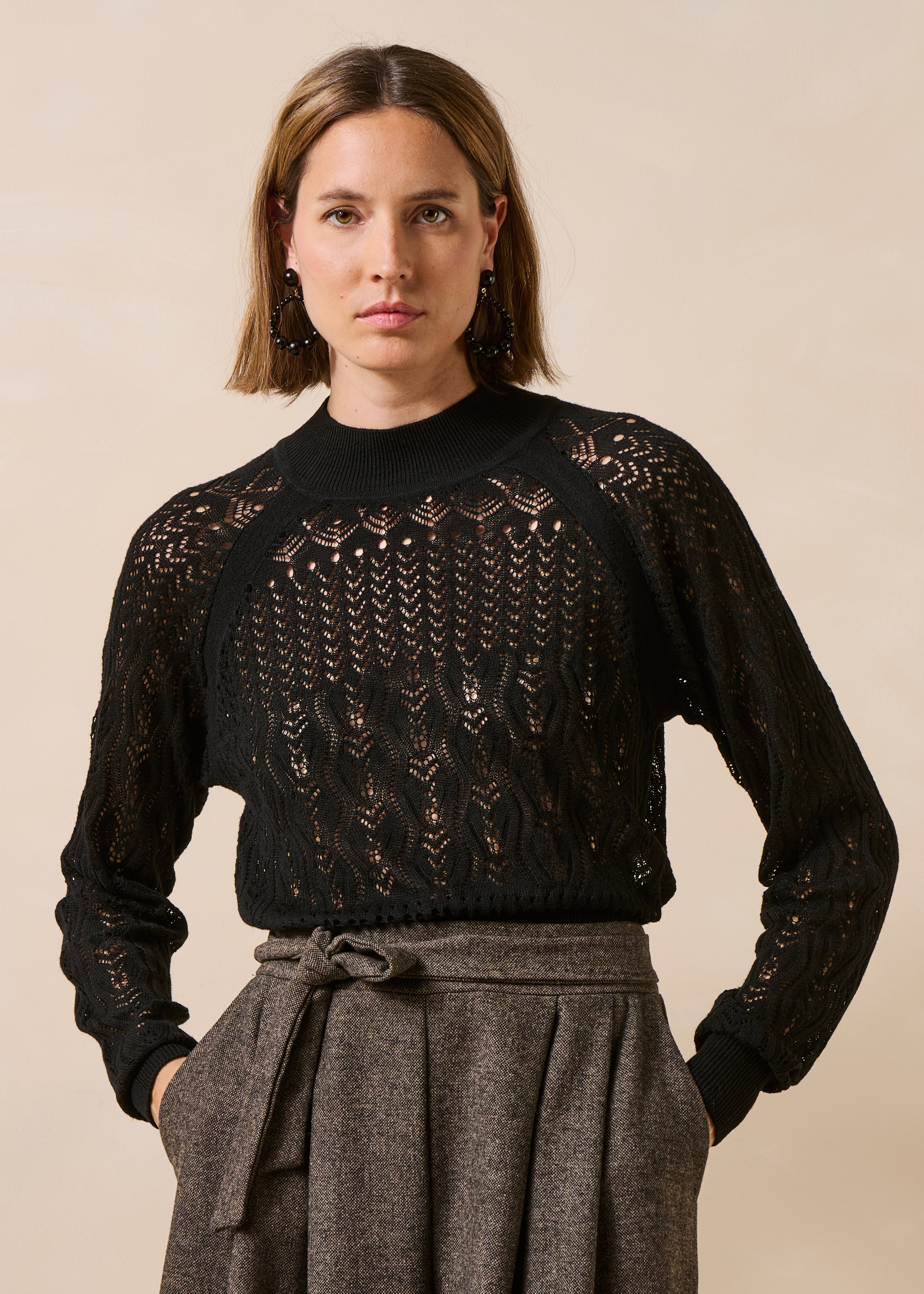 la-f-e-marabout-e-gabrio-pullover-schwarz-lochstrick image 1