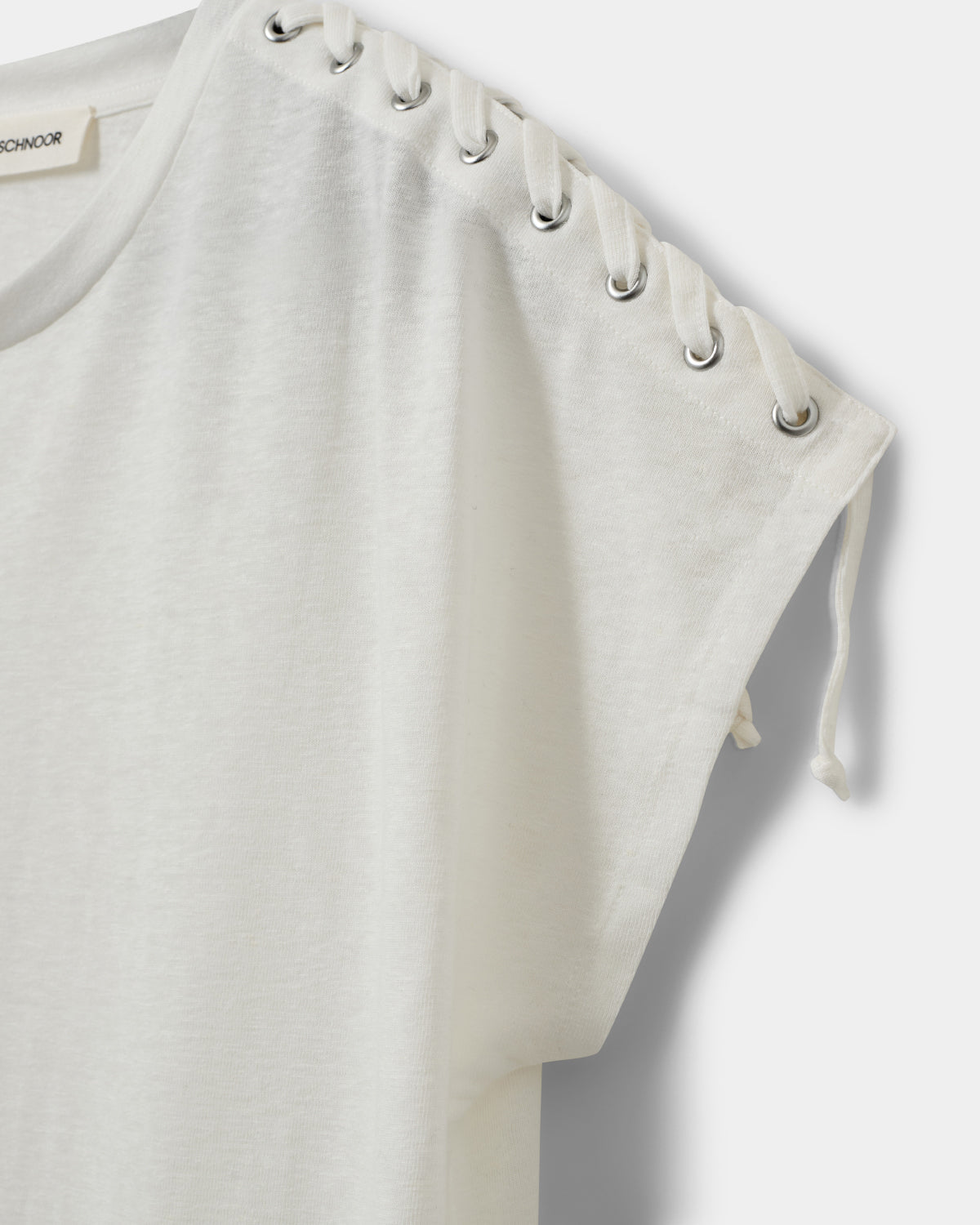 sofie-schnoor-women-aleidsw-t-shirt-s261165-offwhite-leinenmix image 7