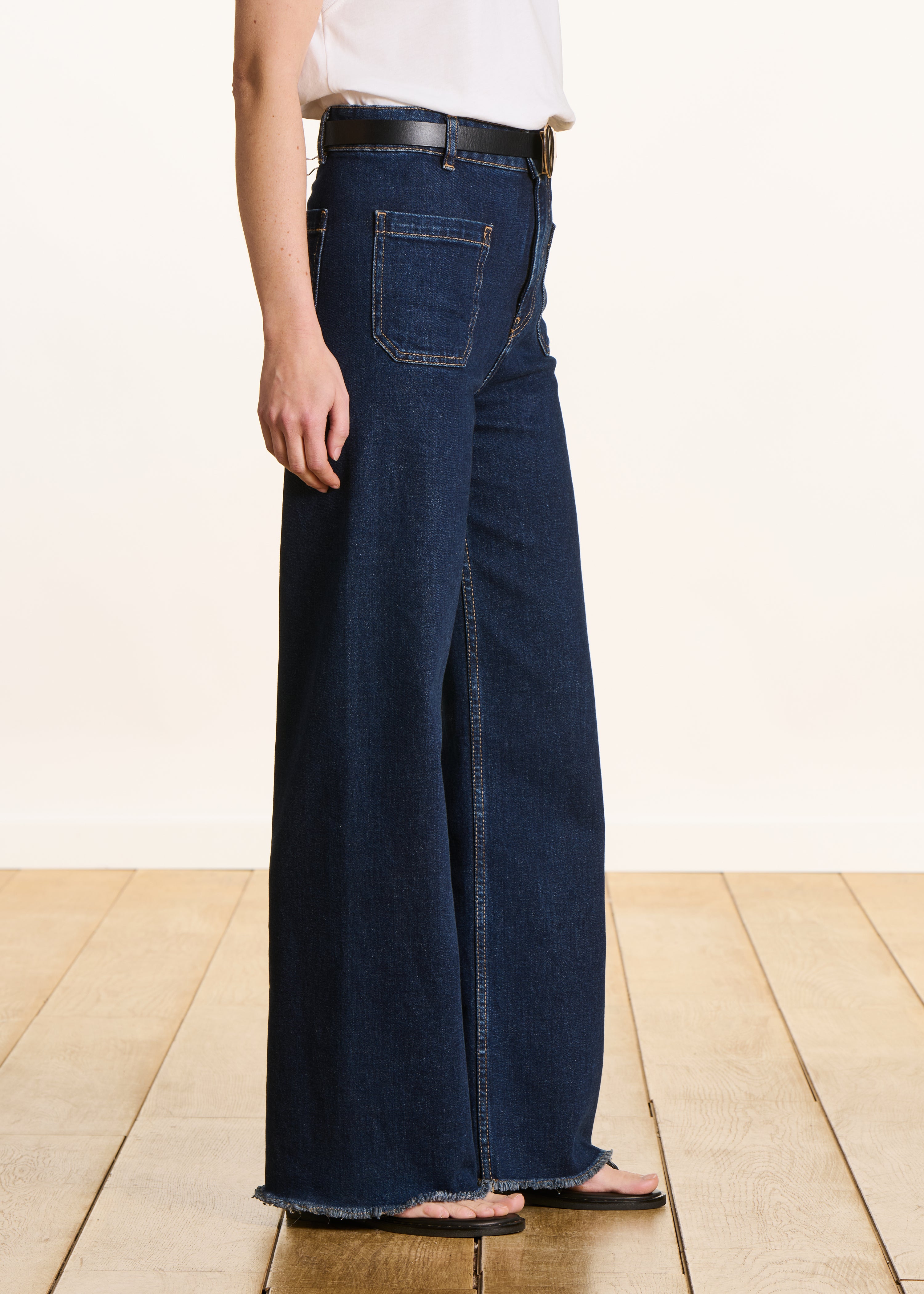 la-f-e-marabout-e-flare-jeans-brut-high-waist-bio-baumwolle image 2