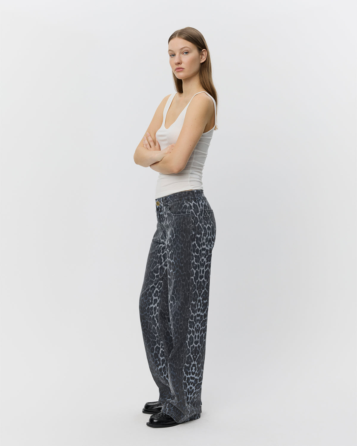 sofie-schnoor-siennasw-leopard-hose-blue-stretch image 4