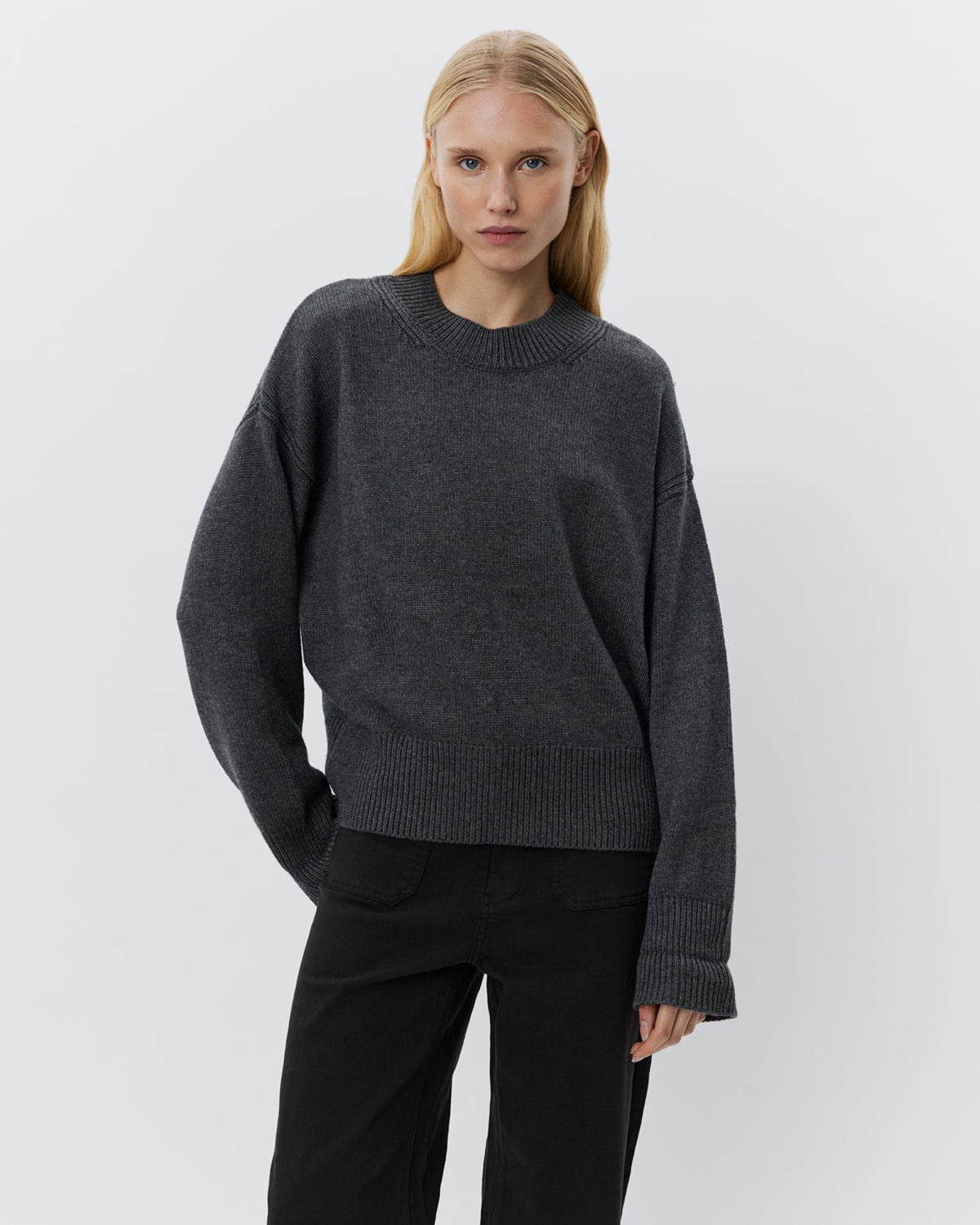 sofie-schnoor-women-hopesw-pullover-dunkelgrau-wolle image 2