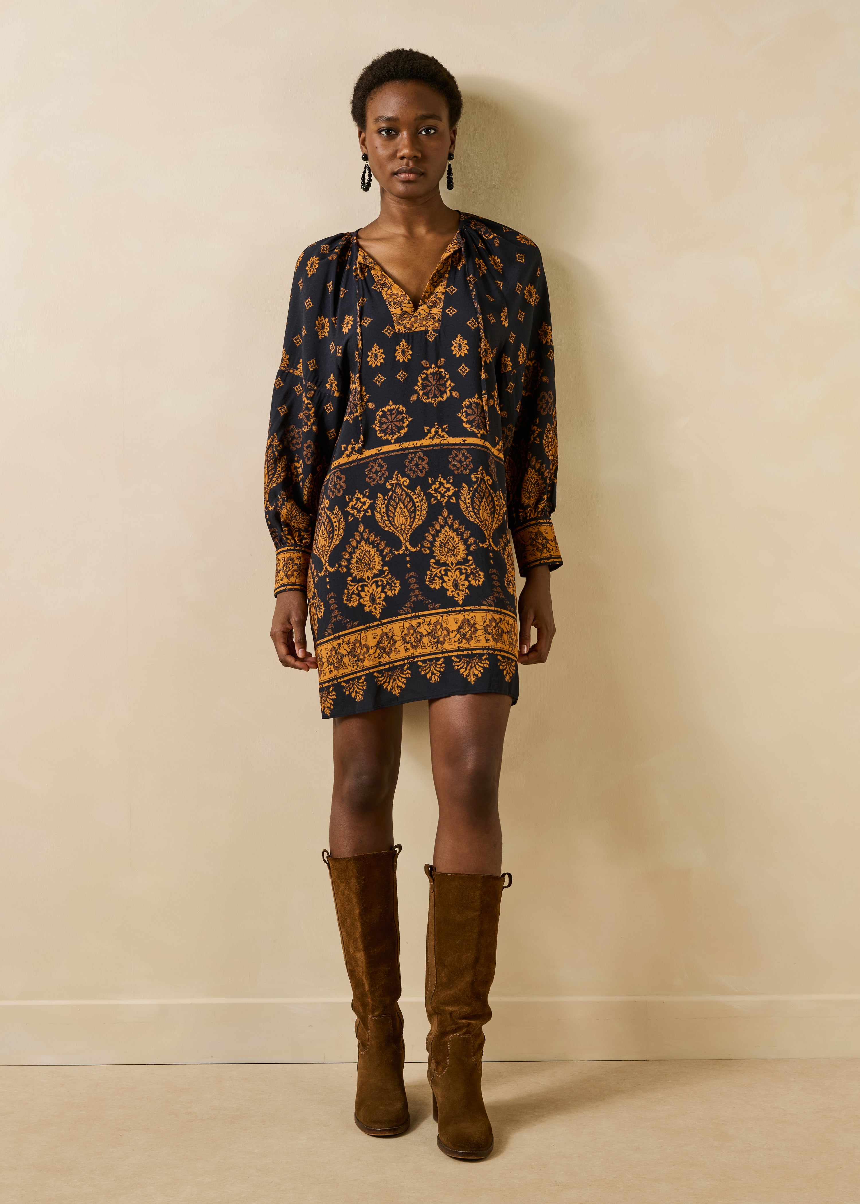 la-f-e-marabout-e-gopal-kleid-marine-paisley-viskose image 1