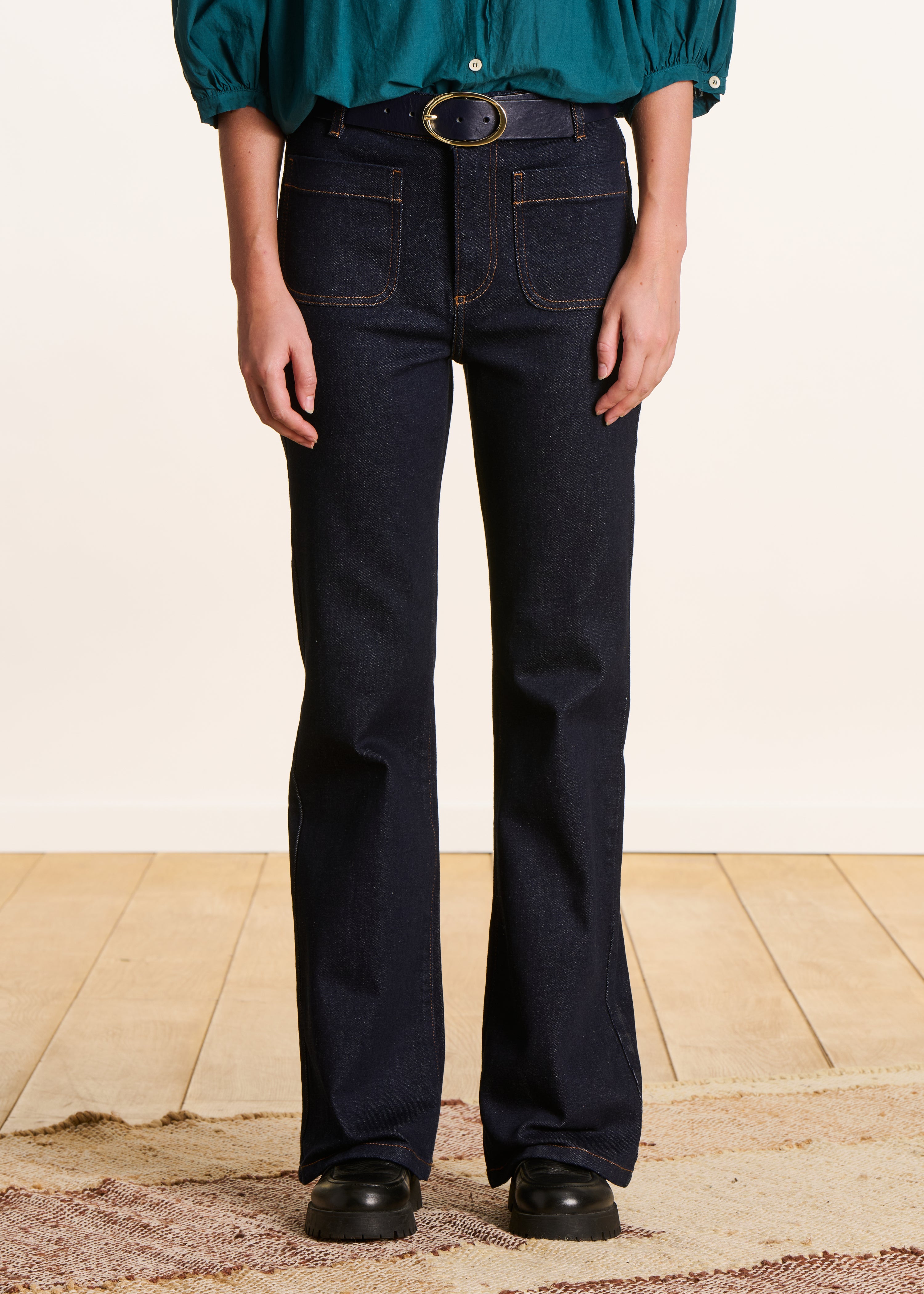 la-f-e-marabout-e-ekou-bootcut-jeans-brut-bio-baumwolle-gots image 2