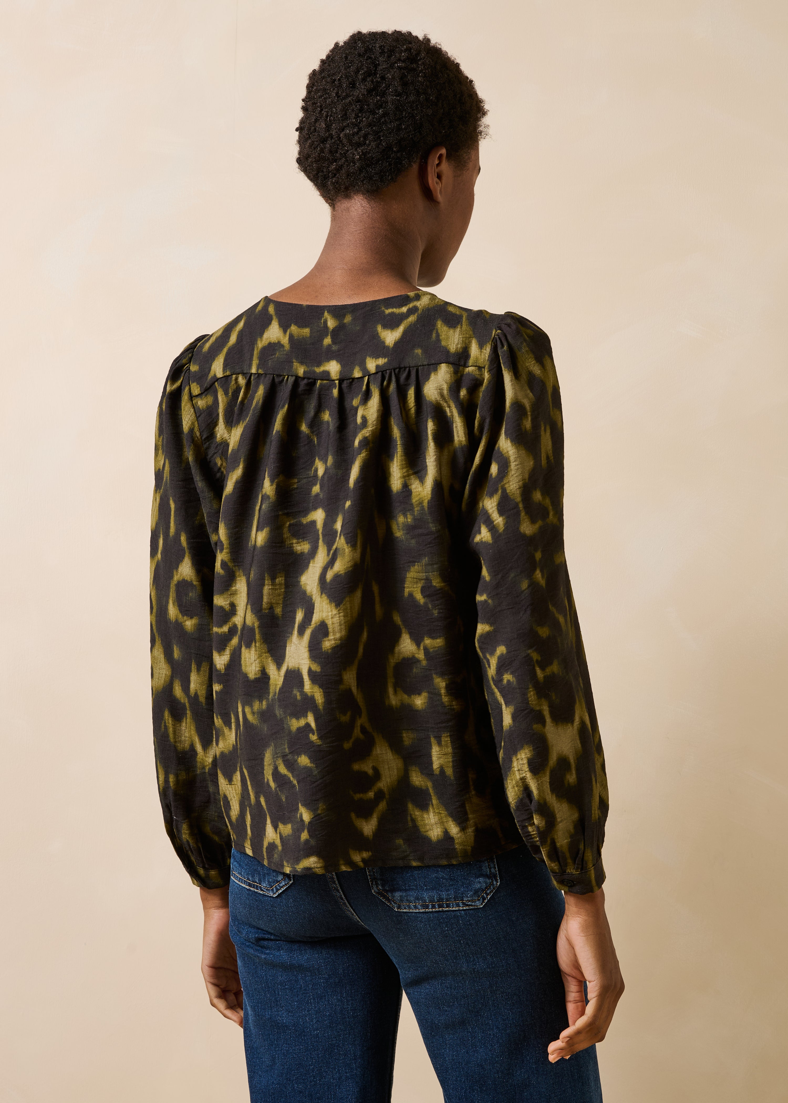 la-f-e-marabout-e-rilana-bluse-kaki-viskose-cr-pe-langarm image 3