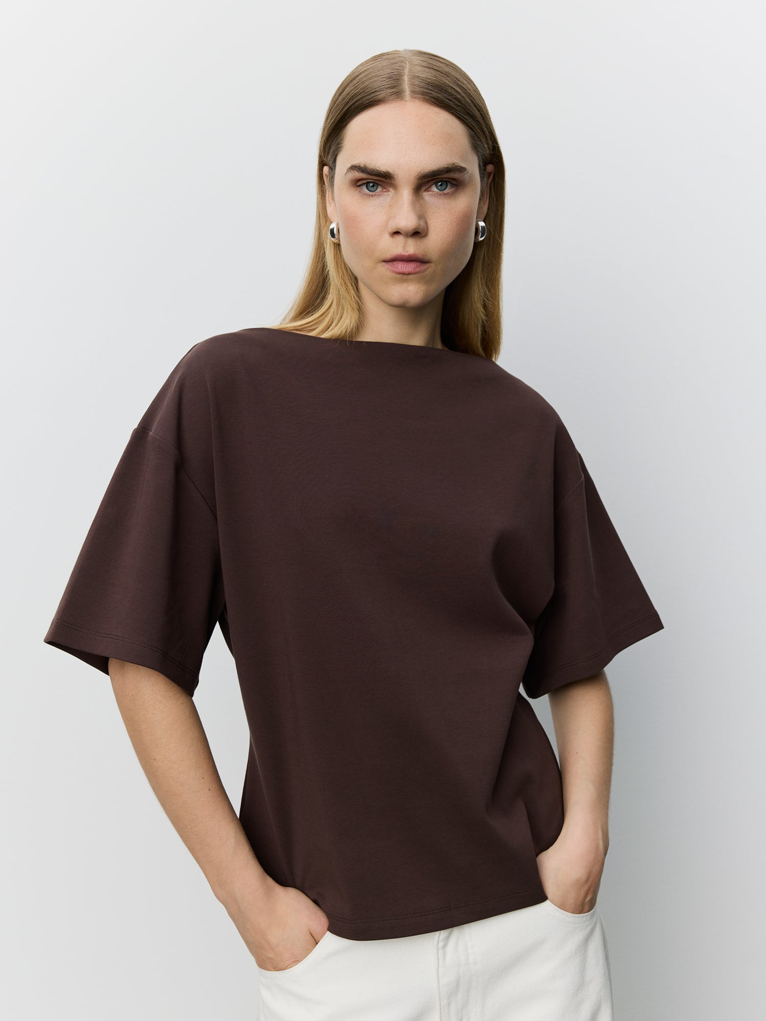 sofie-schnoor-women-teasw-t-shirt-dunkelbraun-s-u-boot image 5