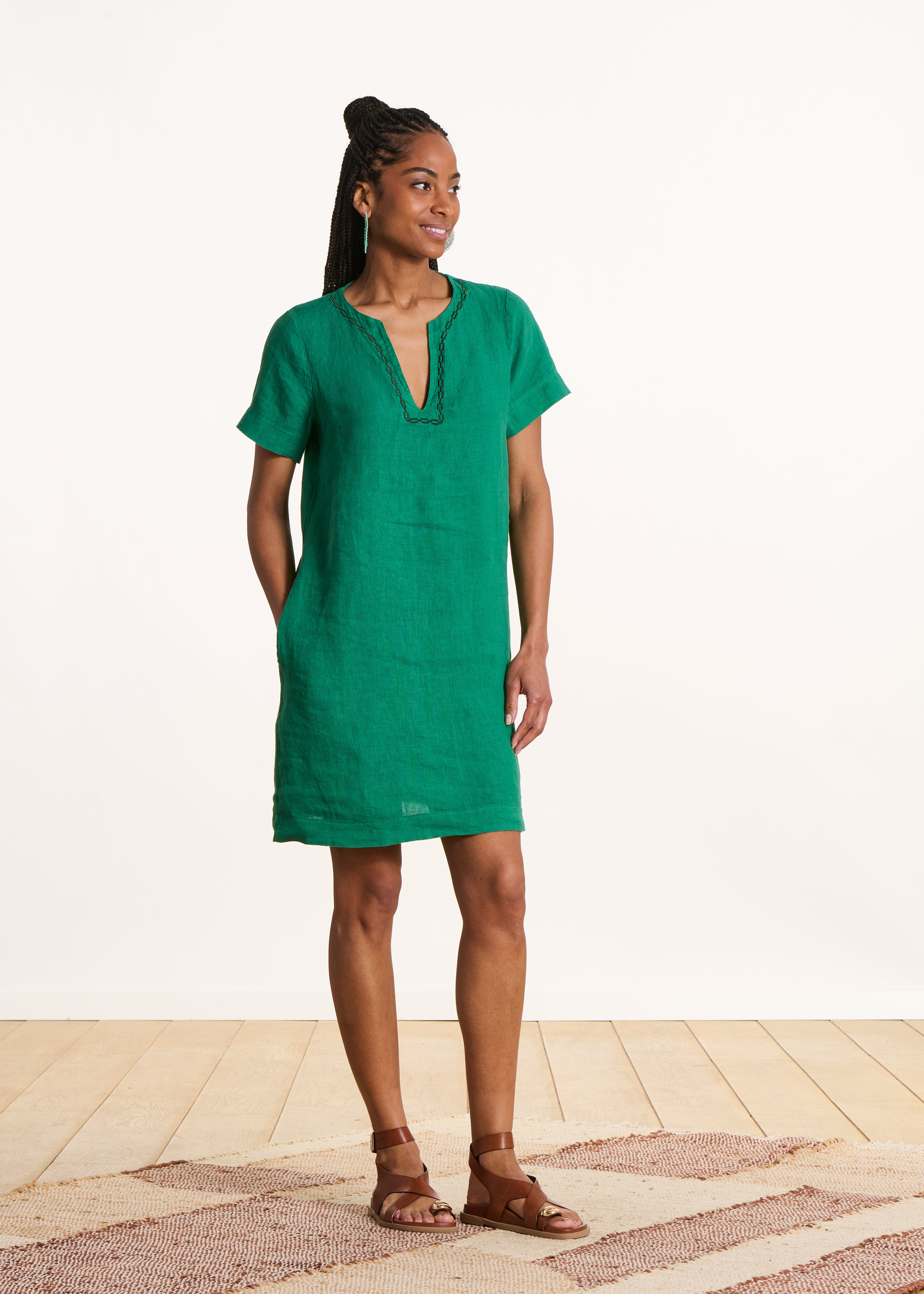 la-f-e-marabout-e-pompei-kleid-gr-n-leinen-kurz-taschen image 1