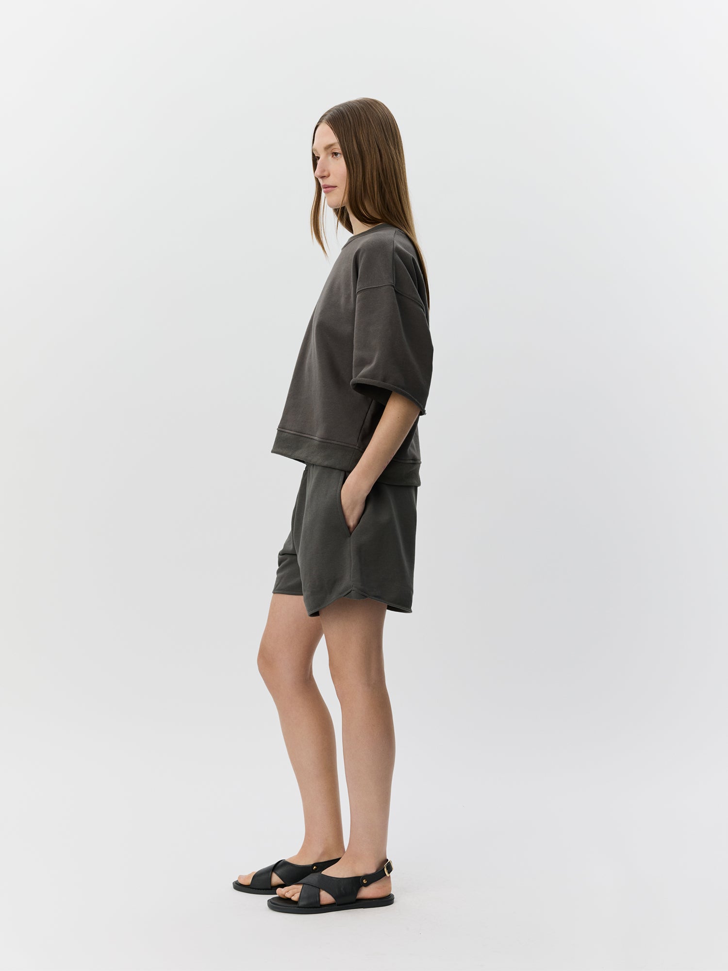 sofie-schnoor-women-cruzsw-sweatshorts-warm-stone-baumwolle image 3