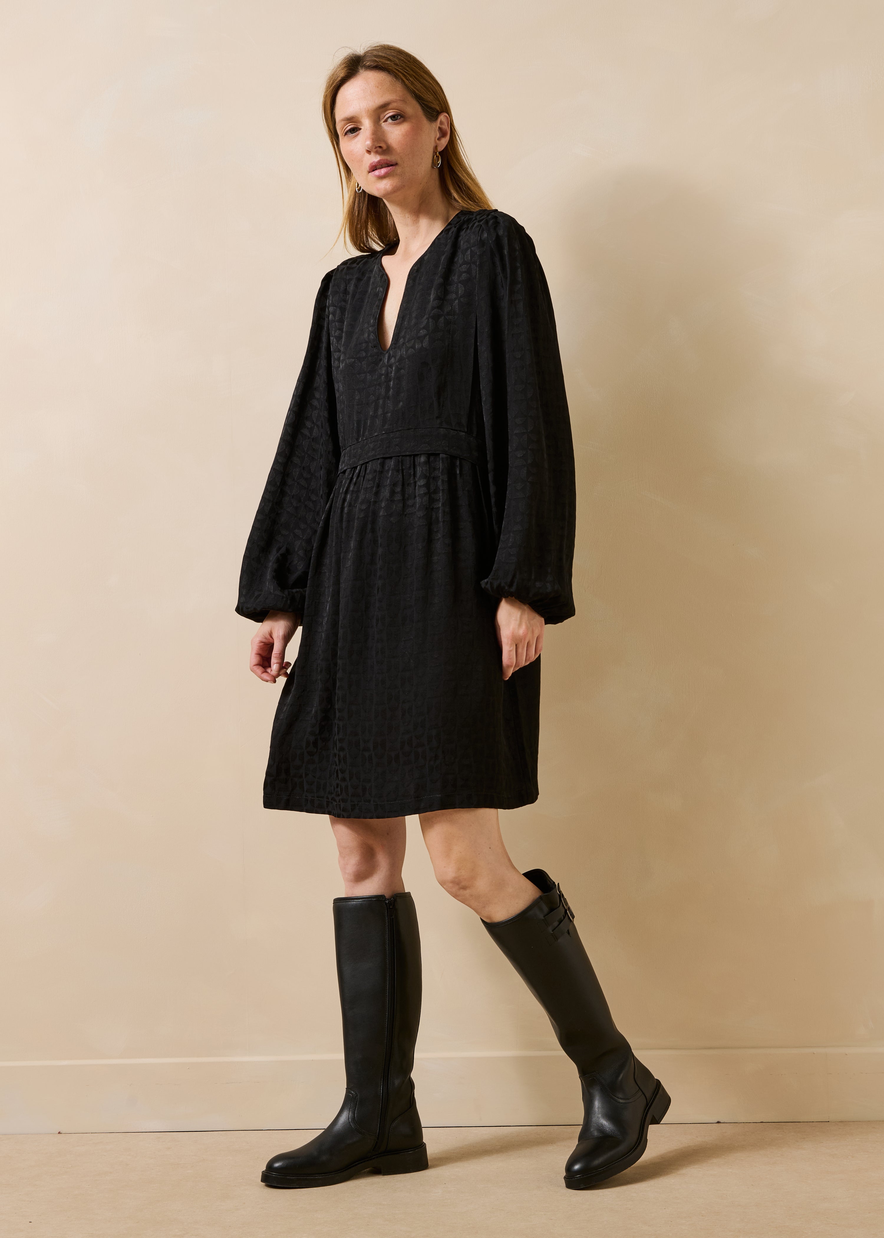 la-f-e-marabout-e-gaeta-kleid-schwarz-jacquard-langarm image 1