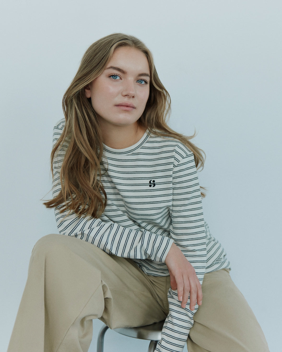 sofie-schnoor-young-masysy-t-shirt-off-white-baumwolle image 2