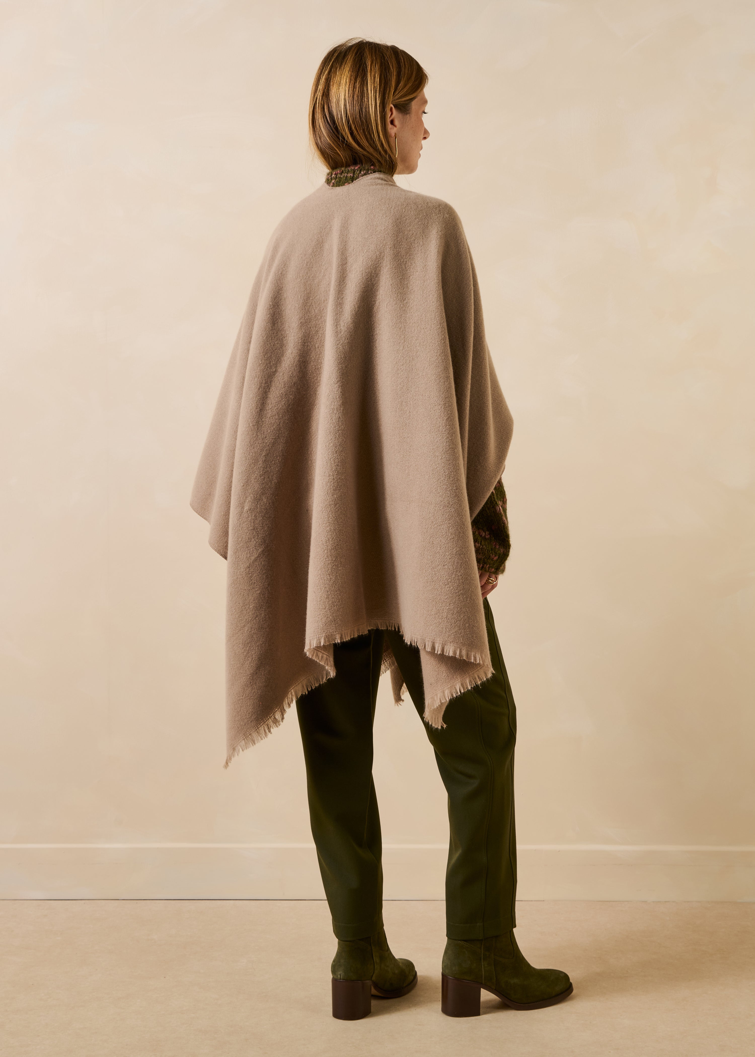 la-f-e-marabout-e-gobate-poncho-camel-mit-fransen image 3