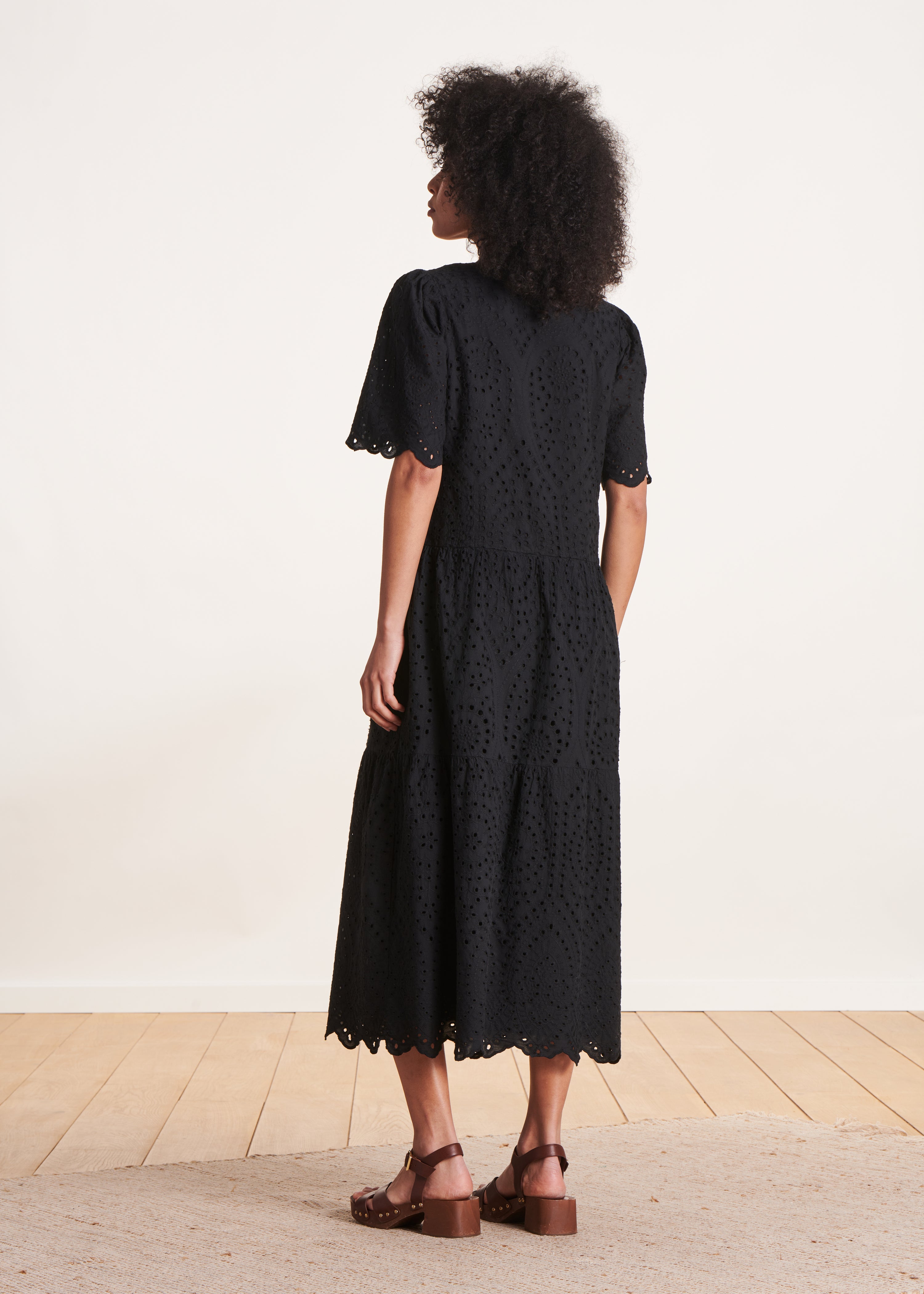 la-f-e-marabout-e-verona-kleid-schwarz-broderie-lang image 3