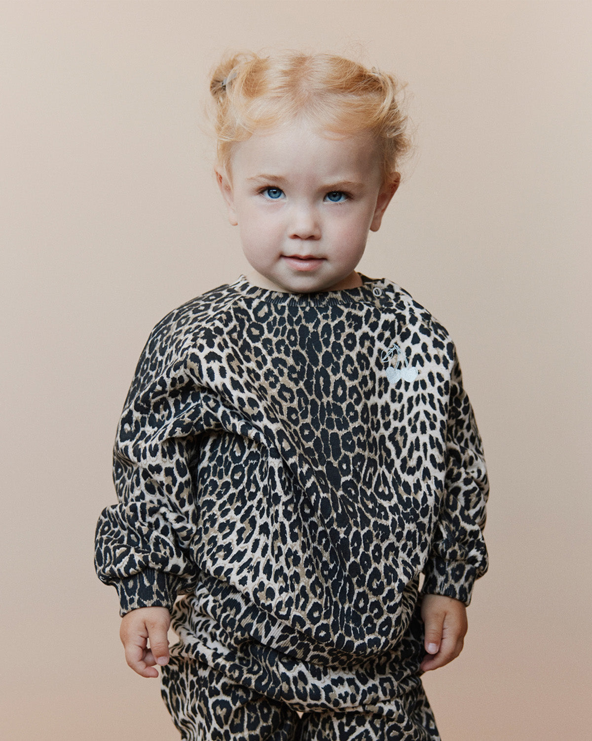 sofie-schnoor-baby-elissb-sweatshirt-leopard-kirsche image 2