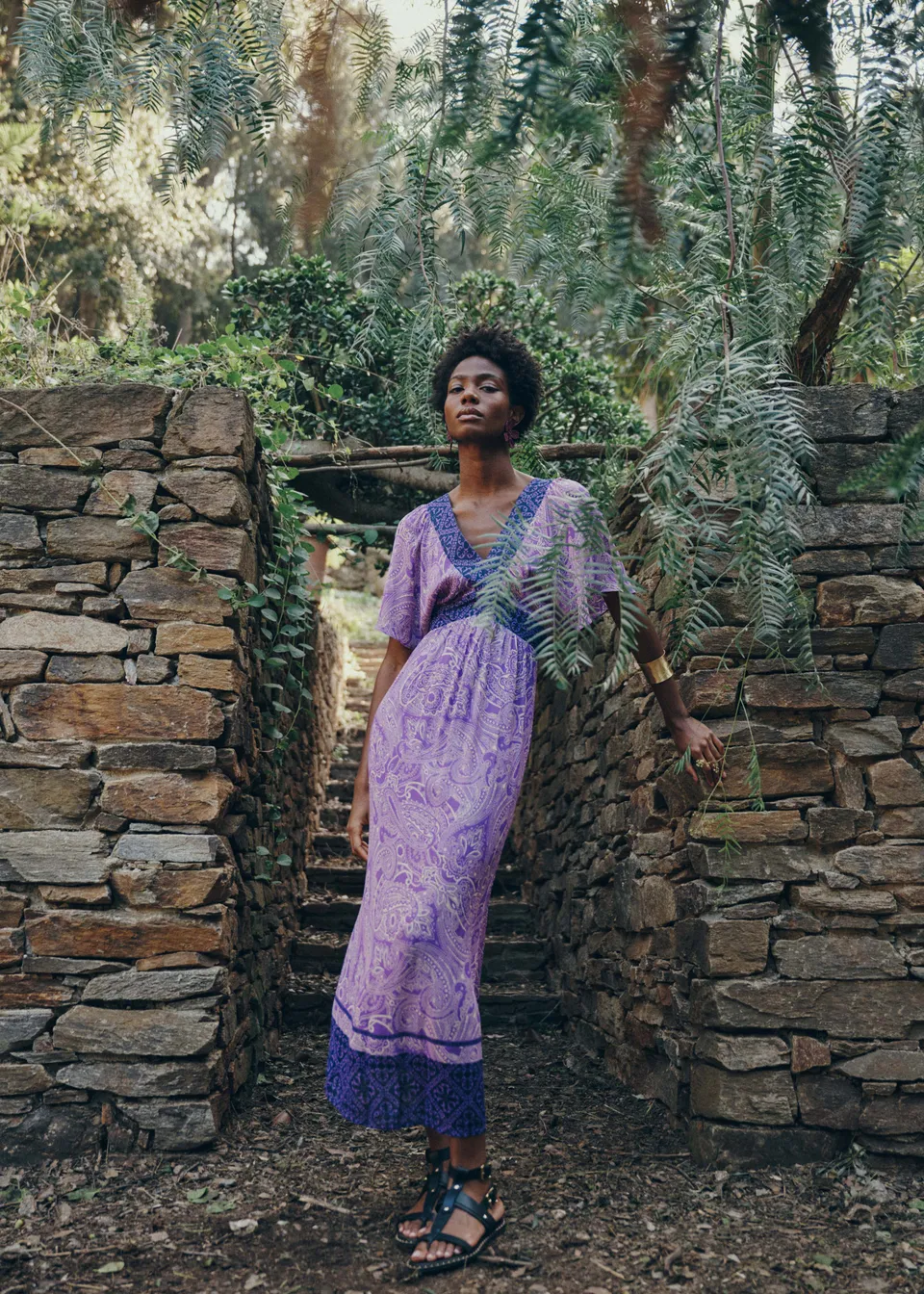 la-f-e-marabout-e-robes-kleid-violett-lang-paisley image 1