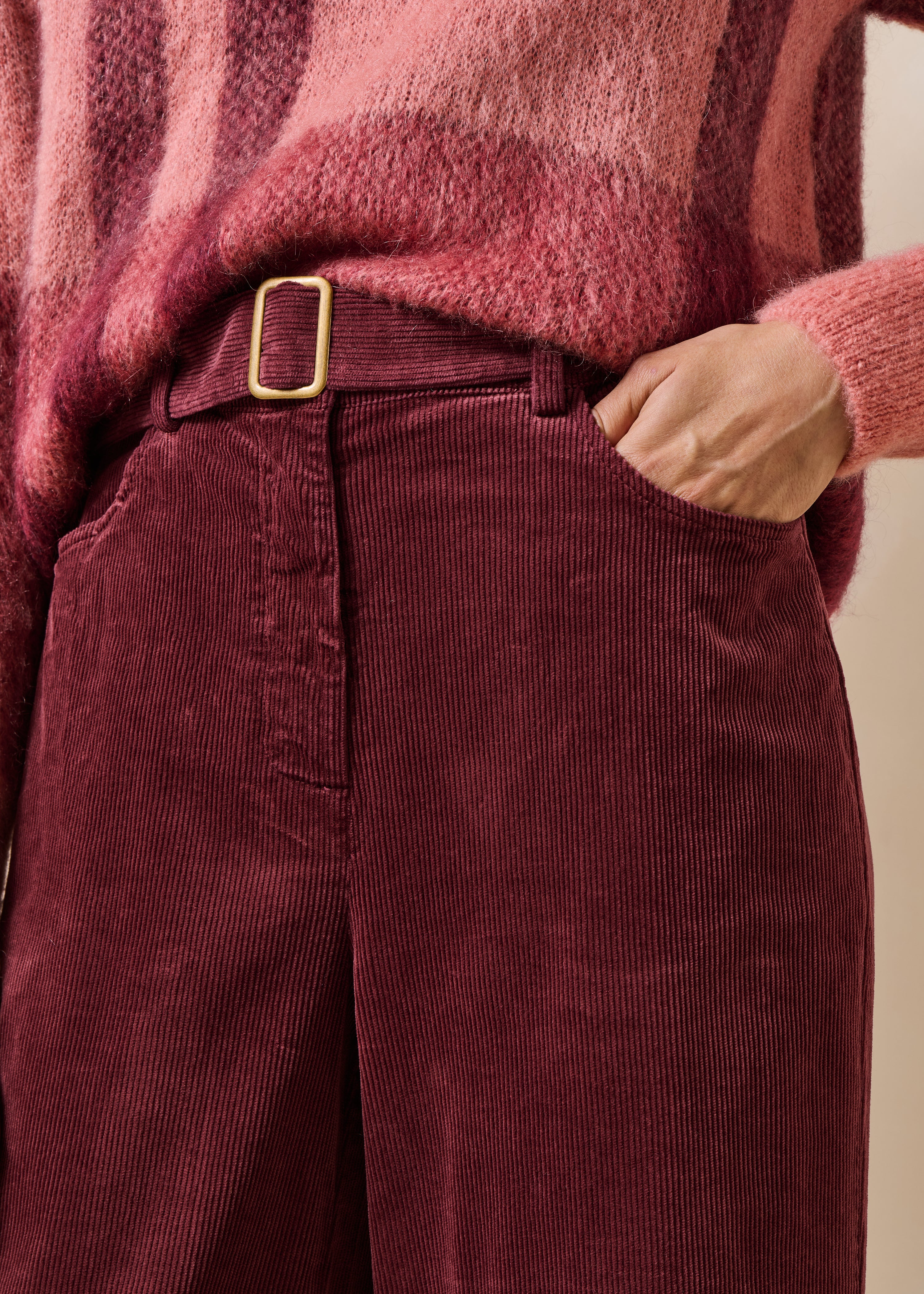 la-f-e-marabout-e-globus-hose-cord-bordeaux-weit image 5