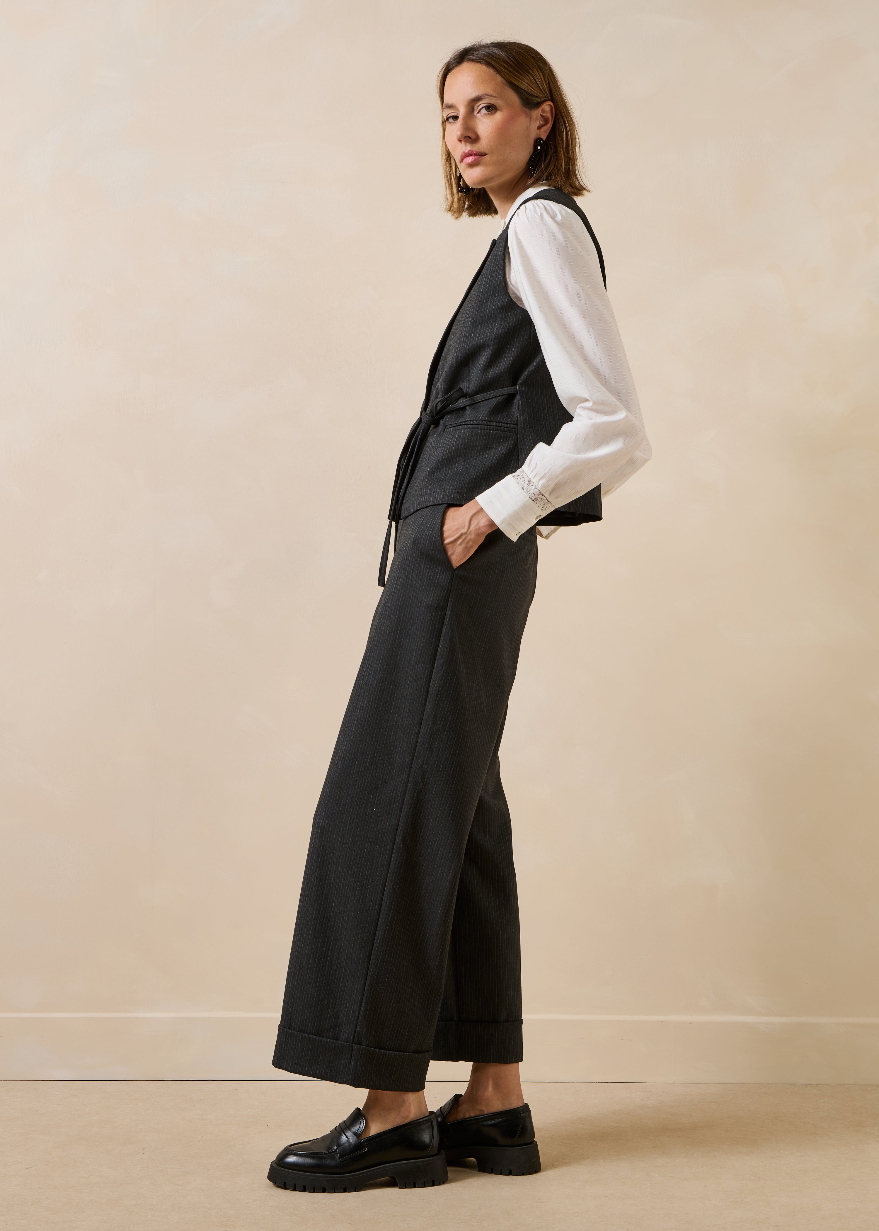 la-f-e-marabout-e-ronac-hose-anthrazit-gestreift-7-8 image 1