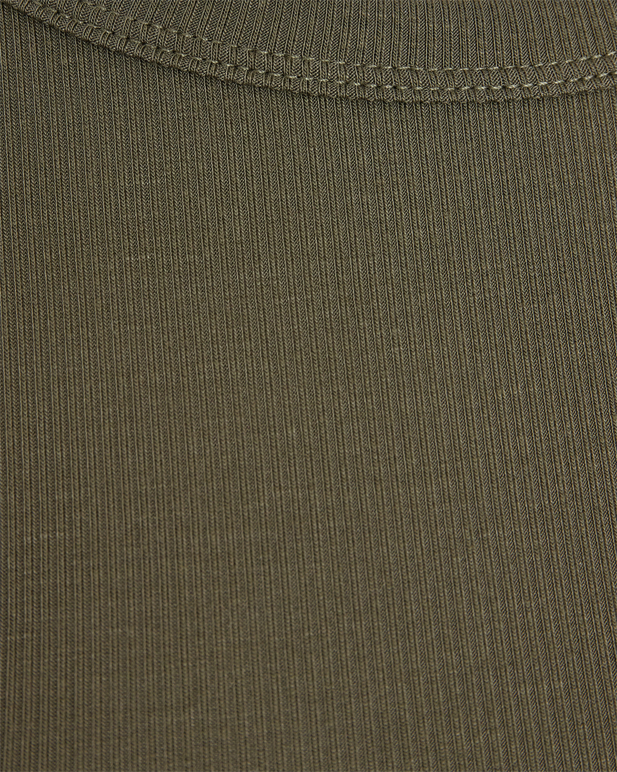 sofie-schnoor-women-petriciasw-t-shirt-langarm-army-green-viskose image 3